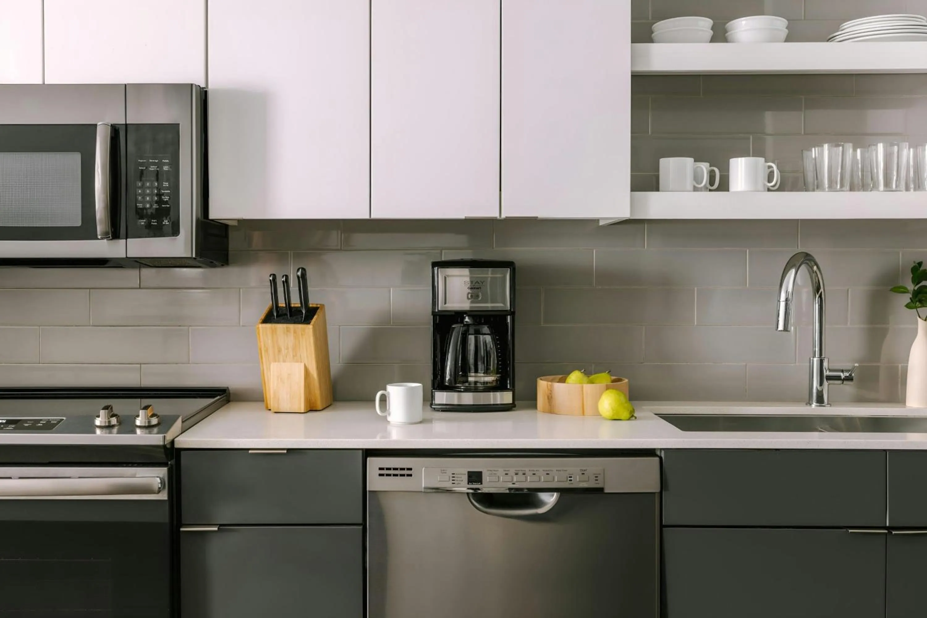 Kitchen or kitchenette in Sonder by Marriott Bonvoy Village 21 Apartments Hillsboro Village