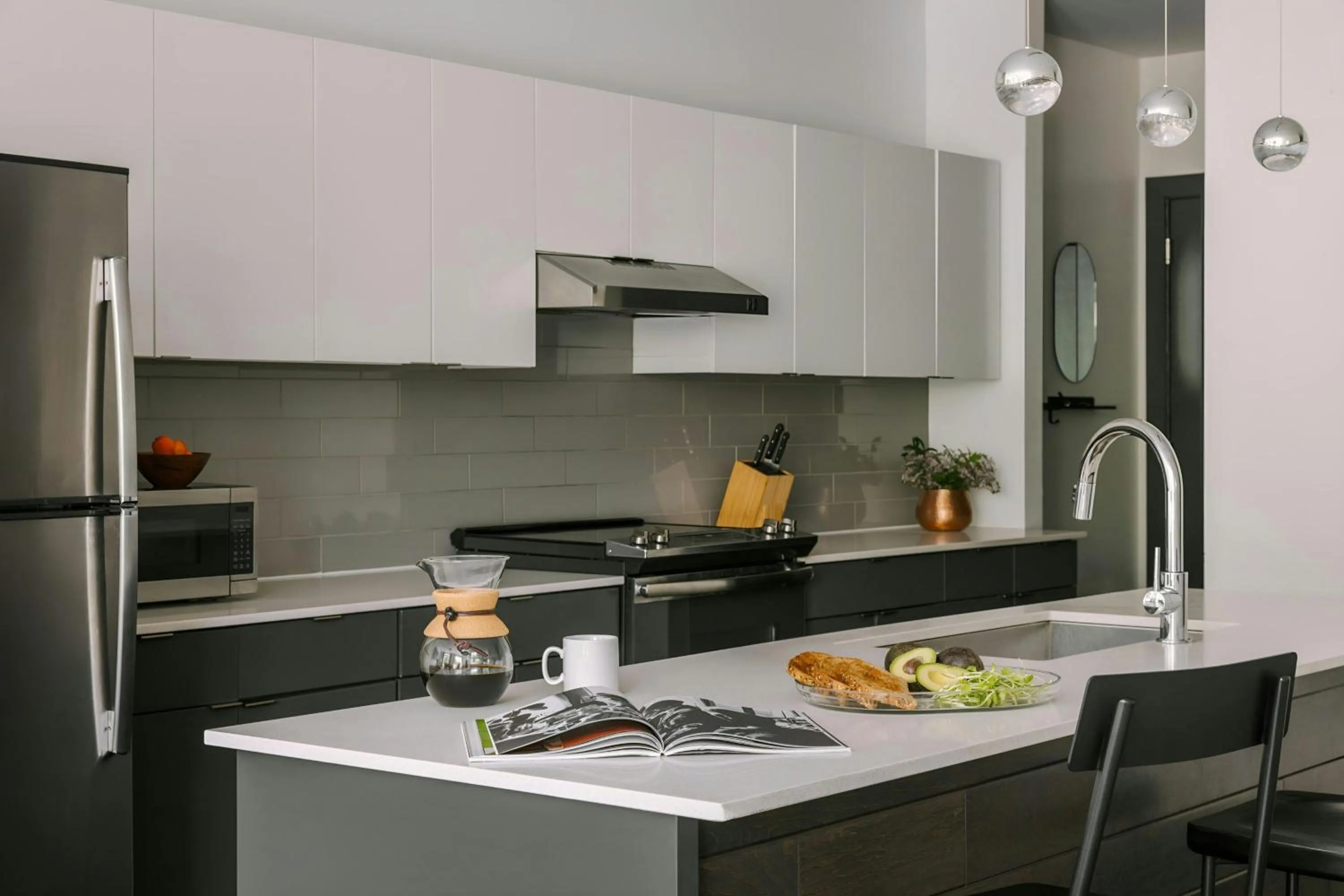 Kitchen or kitchenette in Sonder by Marriott Bonvoy Village 21 Apartments Hillsboro Village