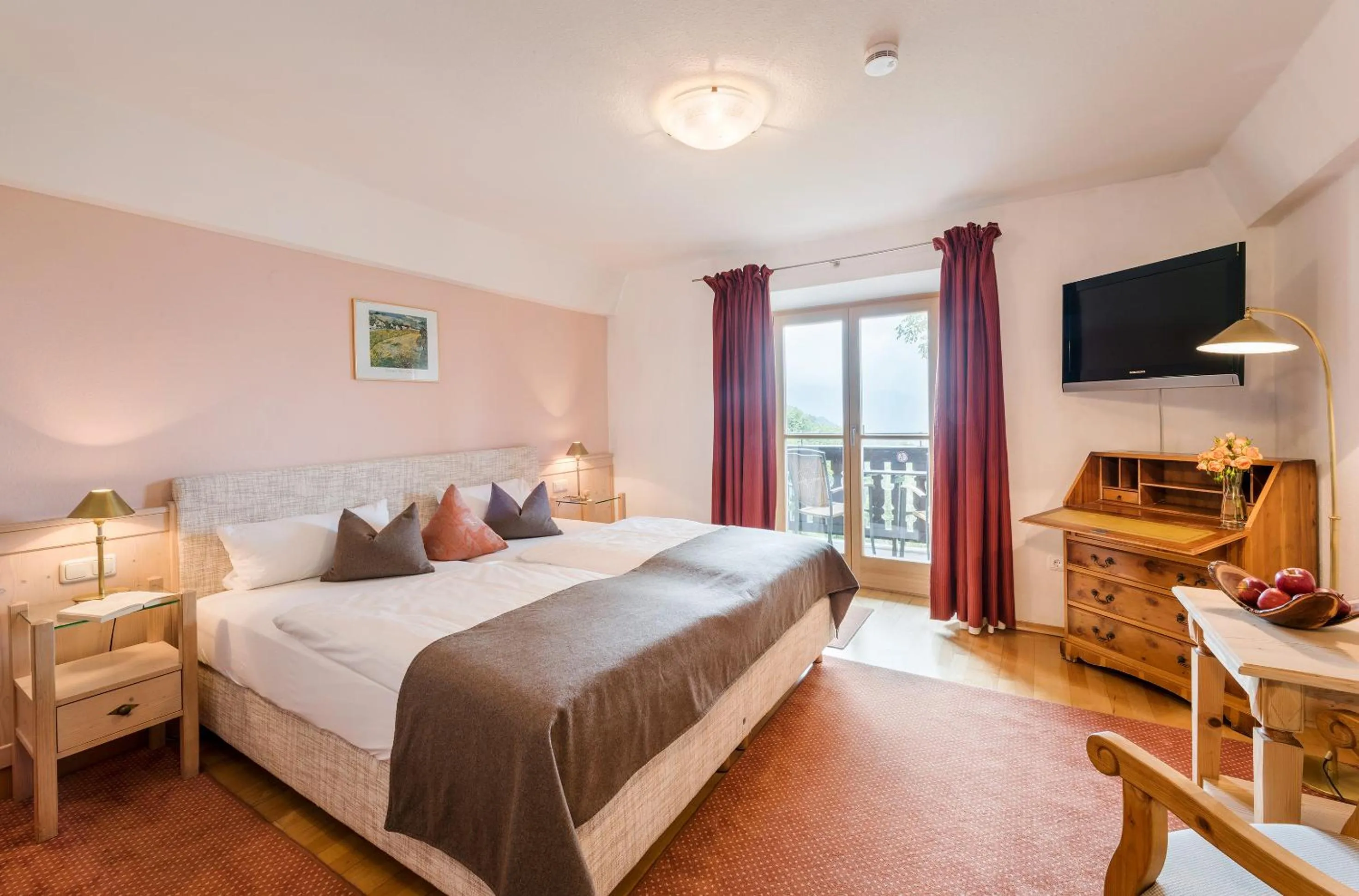 View (from property/room), Bed in Der Westerhof Hotel