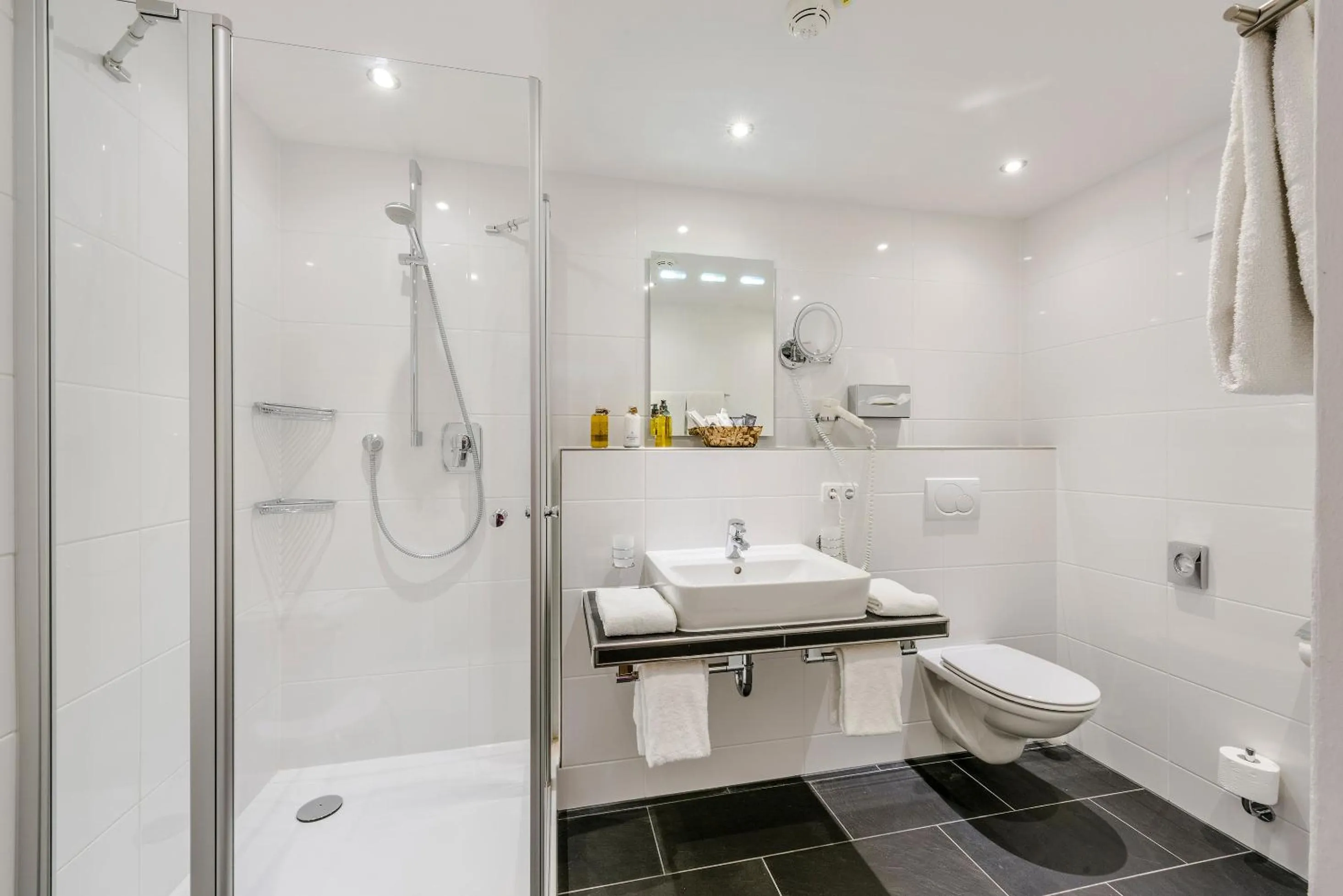 Bathroom in Der Westerhof Hotel