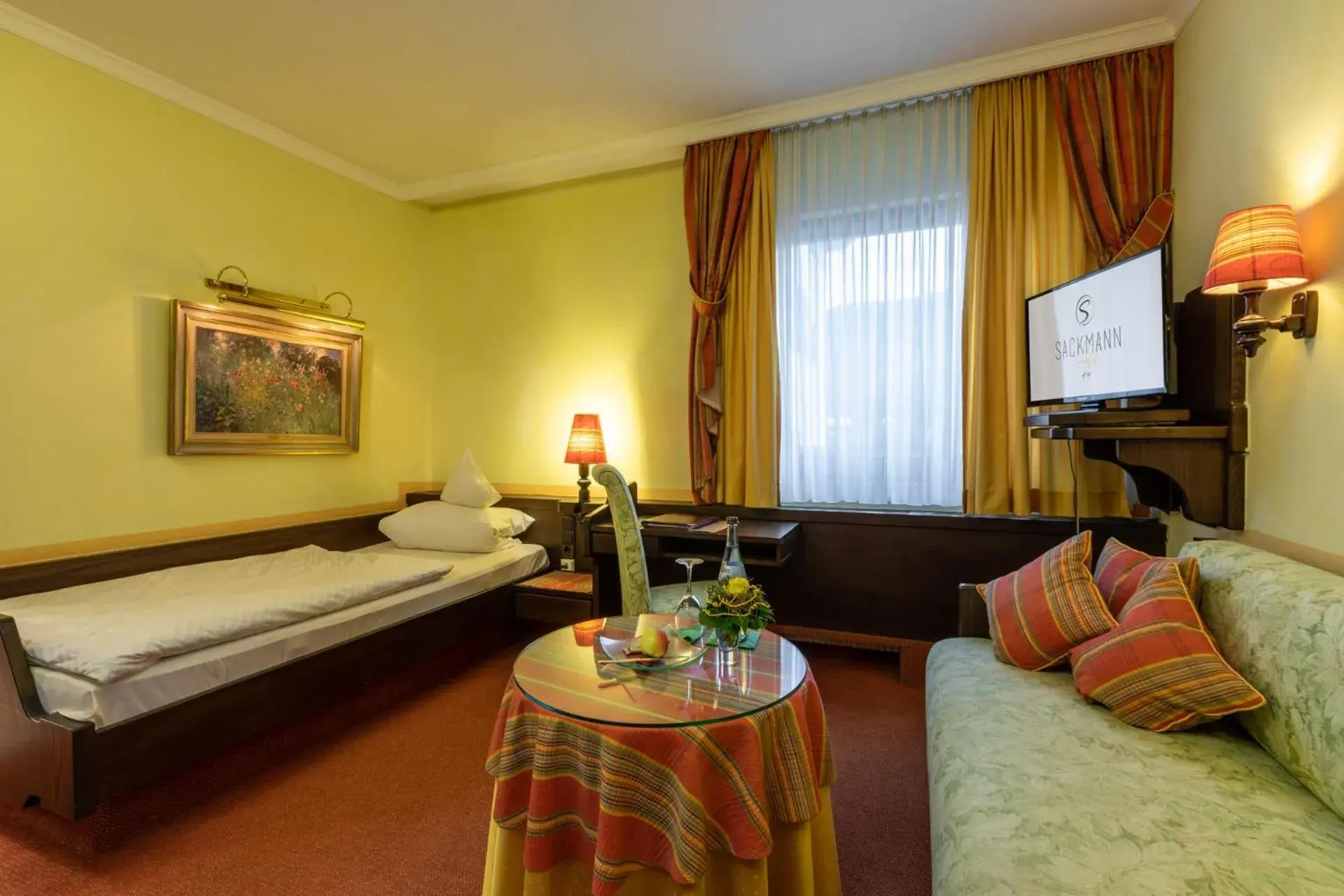 Classic Single Room with Balcony/Terrace in Sackmann Genusshotel Classic Single Room with Balcony/Terrace in Sackmann Genusshotel