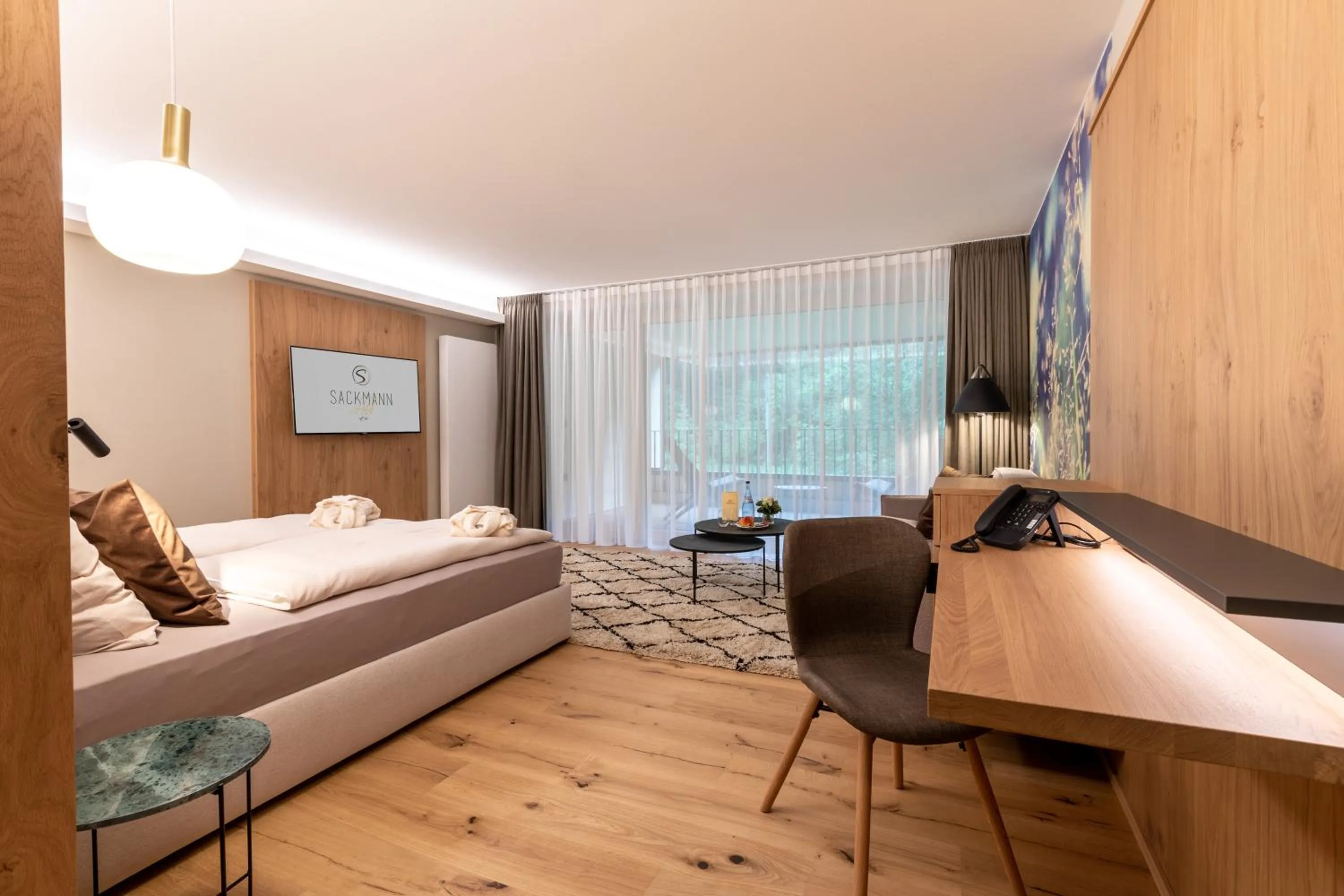 Photo of the whole room, Bed in Sackmann Genuss und Spa Resort