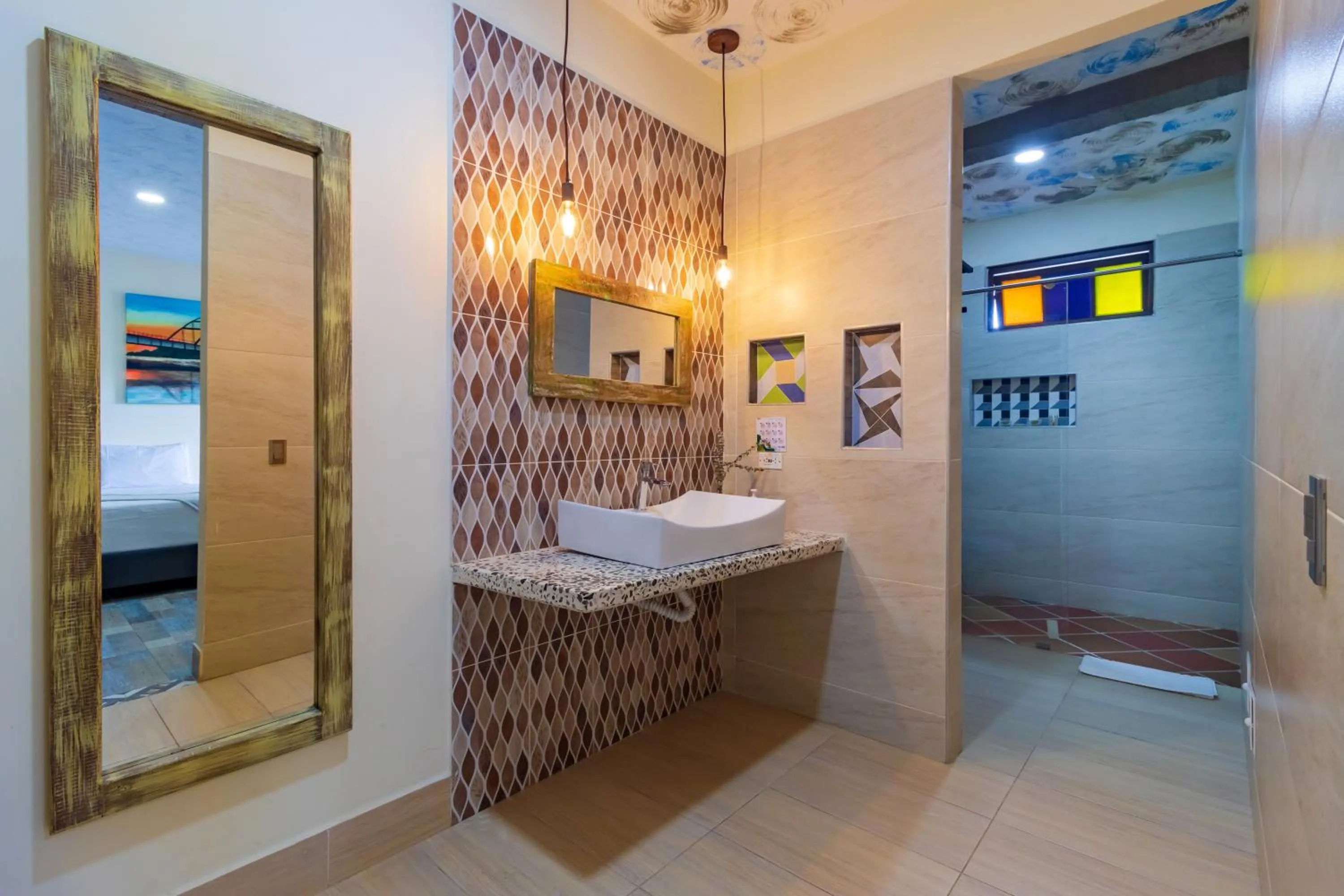 Shower in NQ Hotel Orinoquia