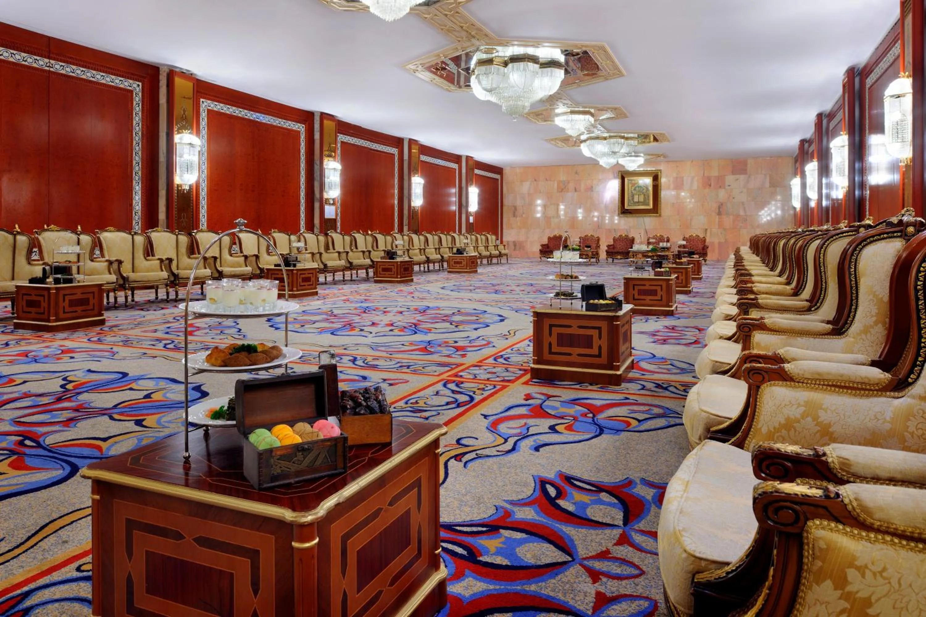 Meeting/conference room in InterContinental Abu Dhabi by IHG