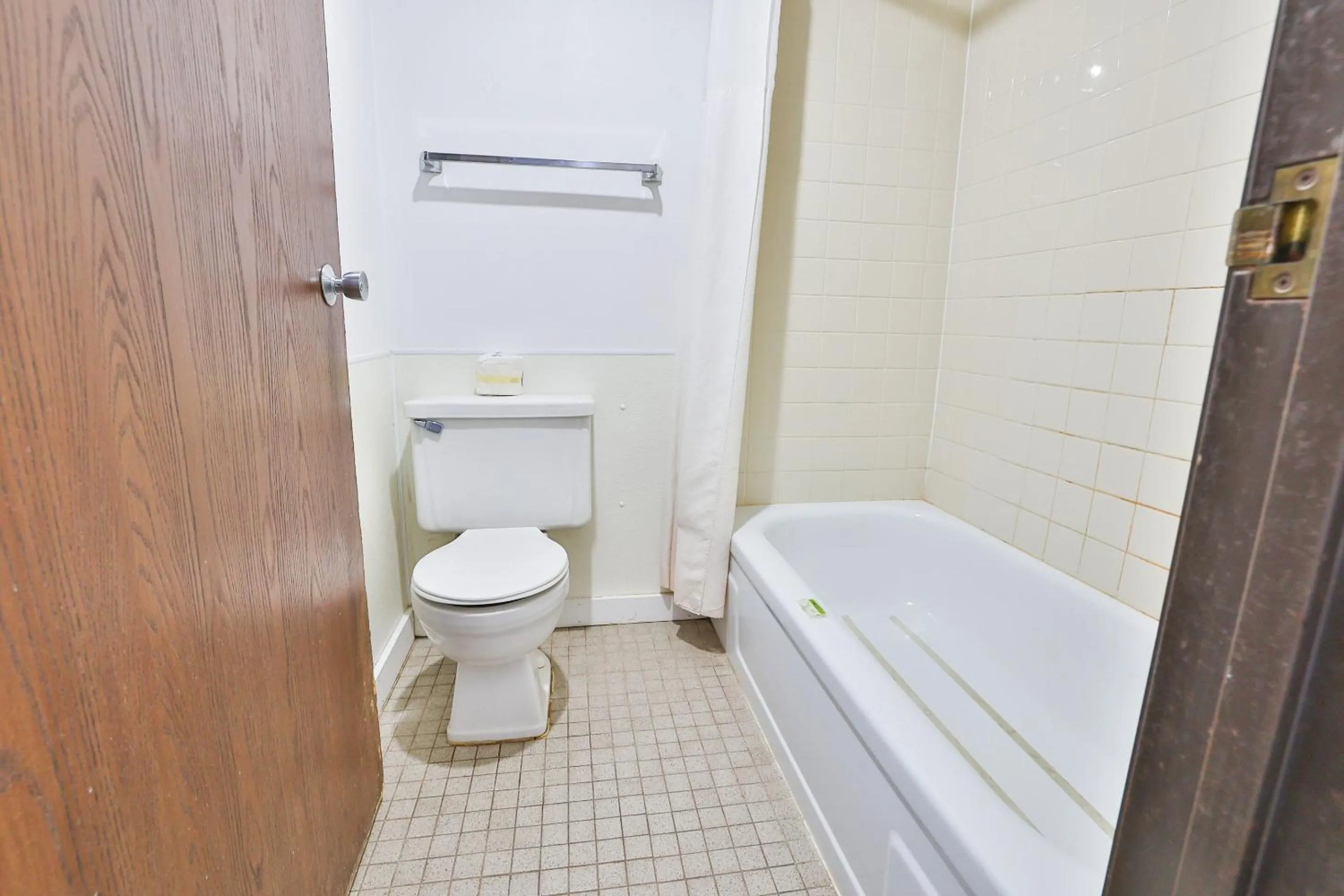 Bathroom in OYO Hotel Pipestone MN, Canterbury Park