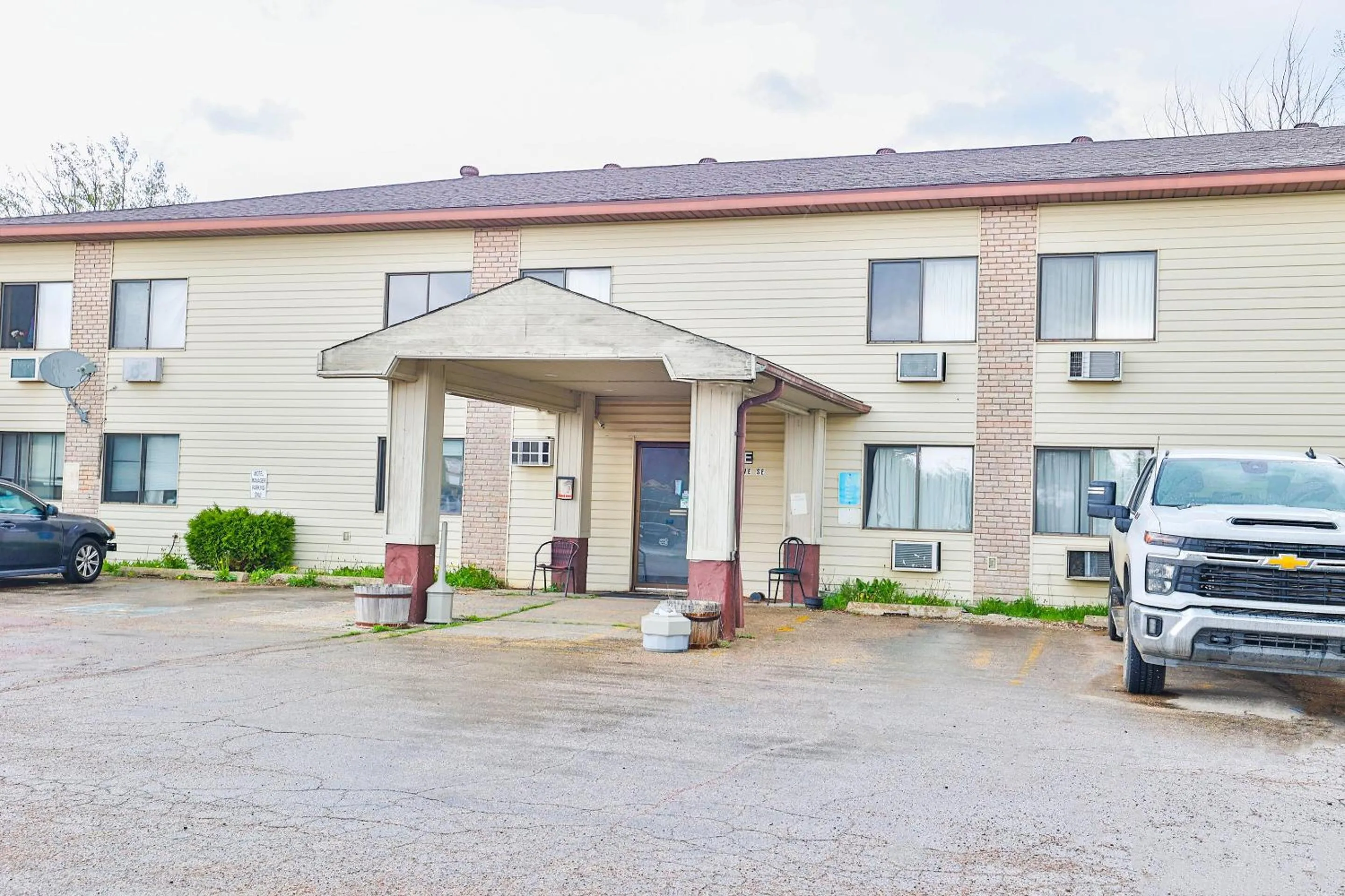 On site in OYO Hotel Pipestone MN, Canterbury Park