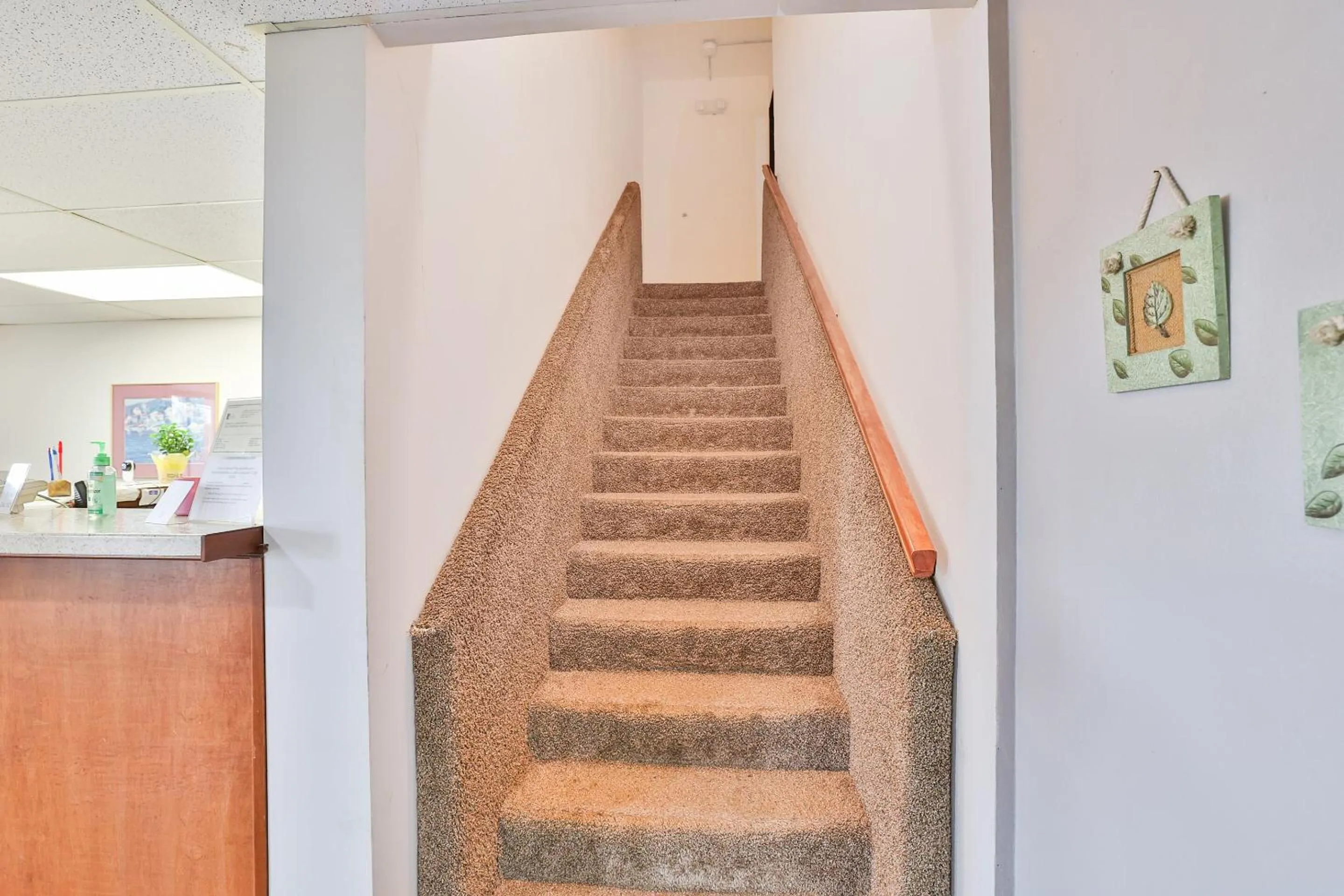 Lobby or reception in OYO Hotel Pipestone MN, Canterbury Park