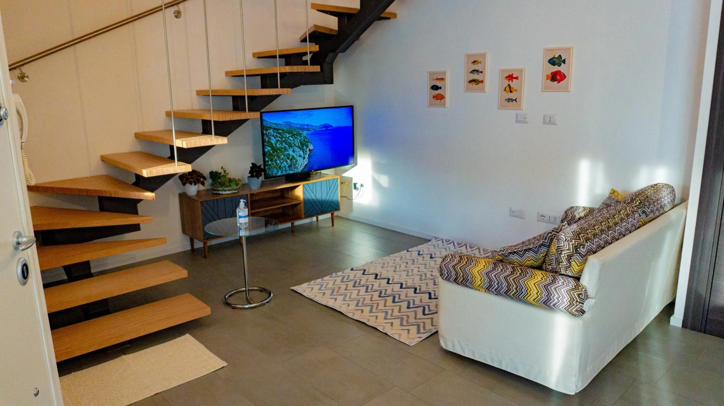 Communal lounge/ TV room in B&B Montrabu