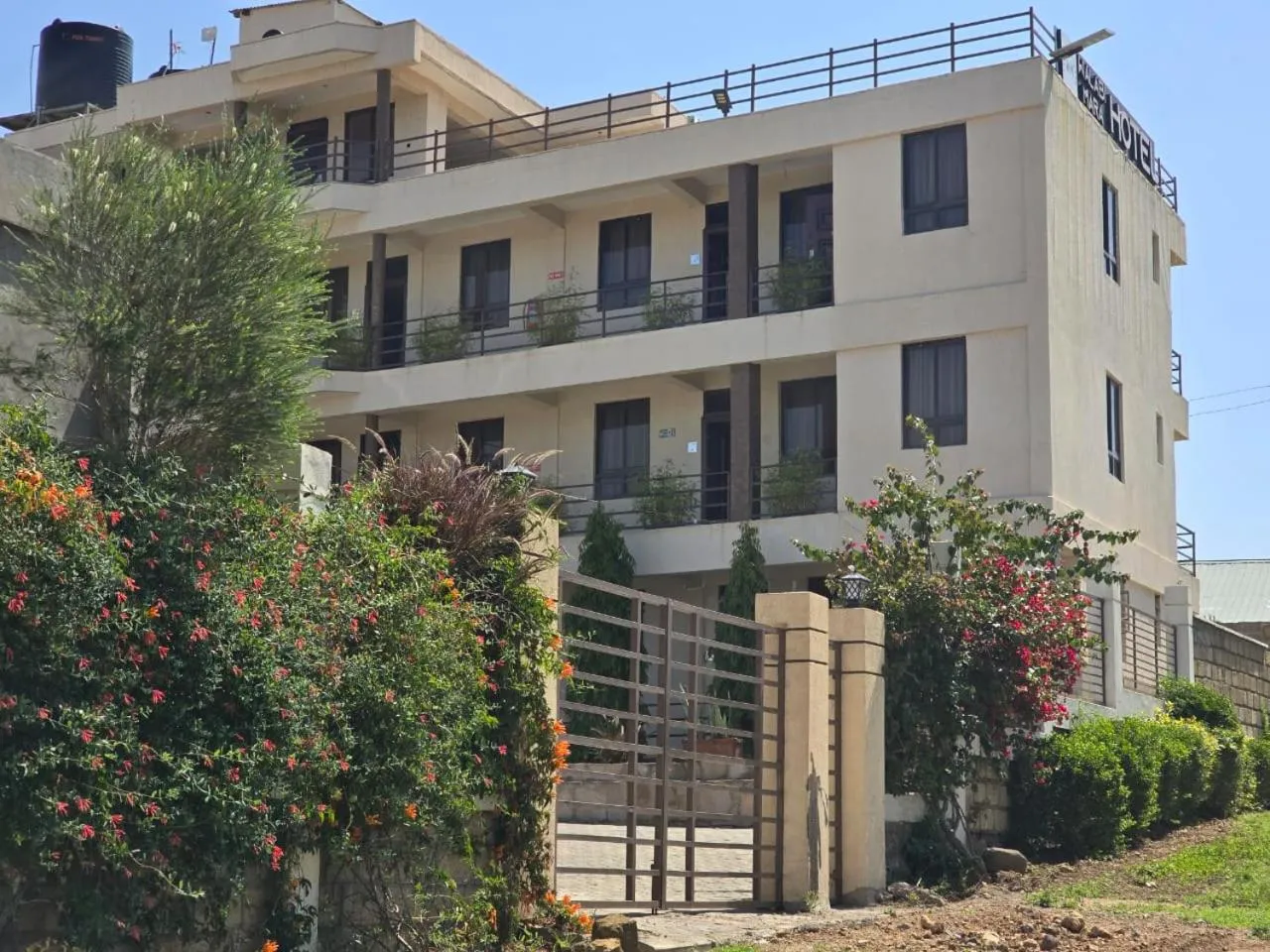 Property building in Walabi Mara Hotel