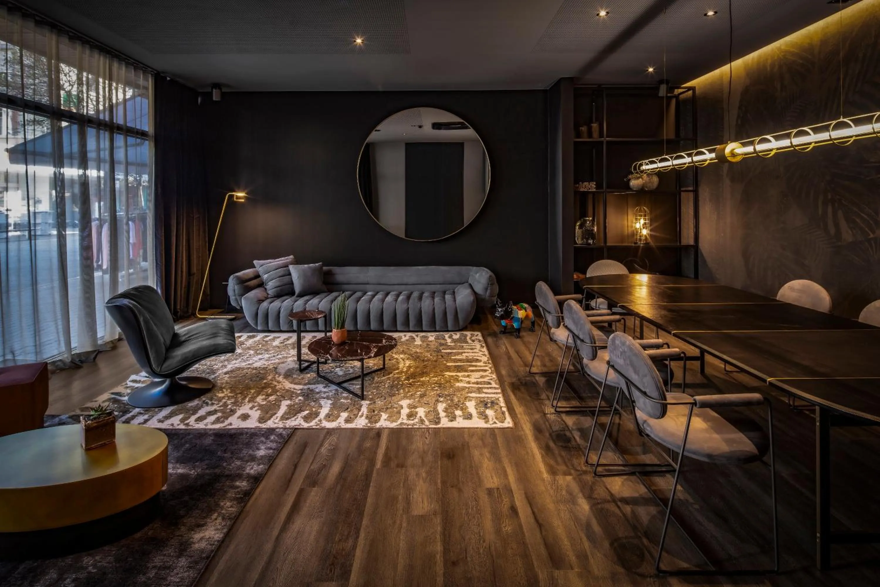 Seating area in Baxter Hotel