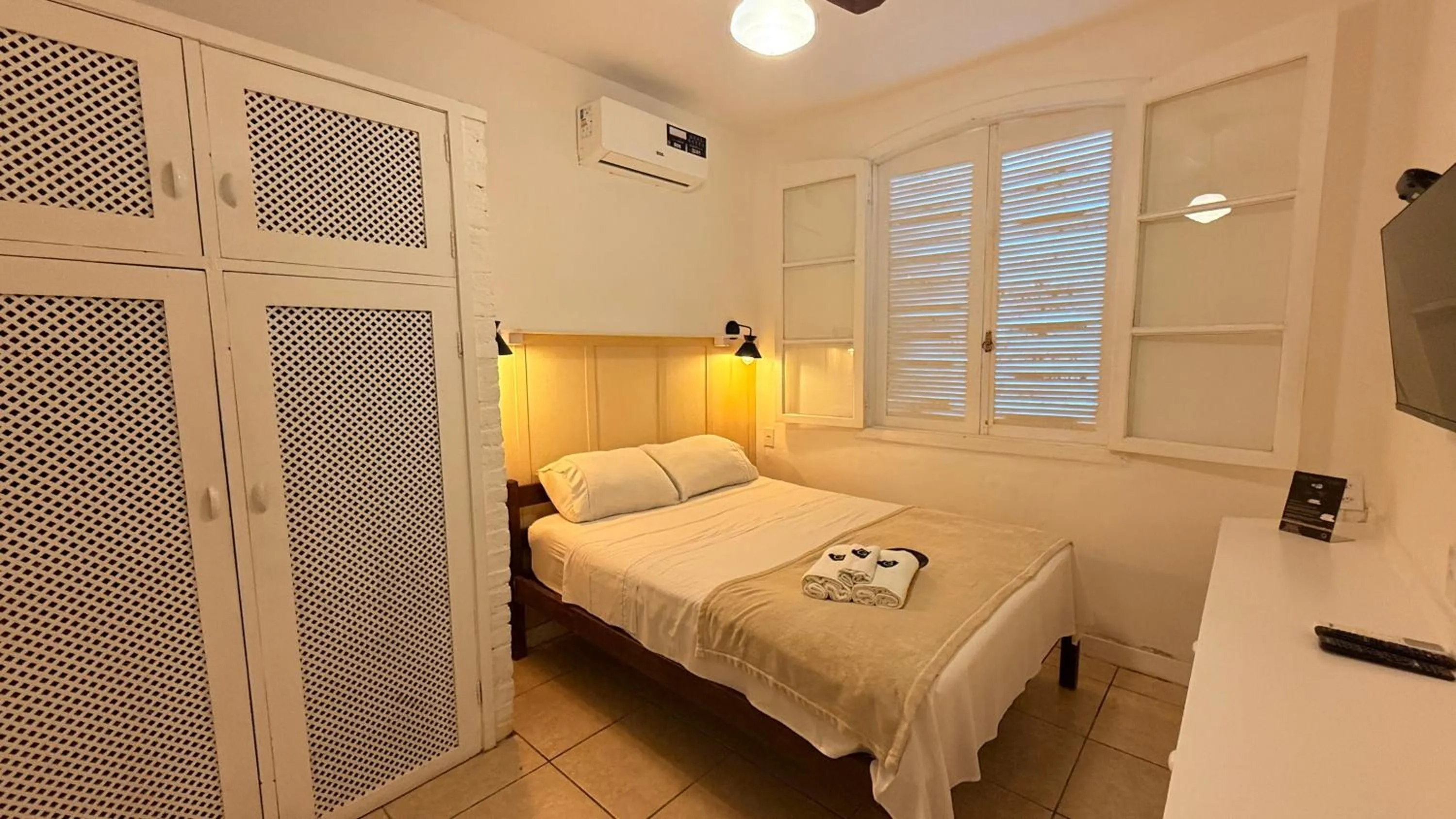 Bedroom, Bed in Pousada Casa Centro Búzios