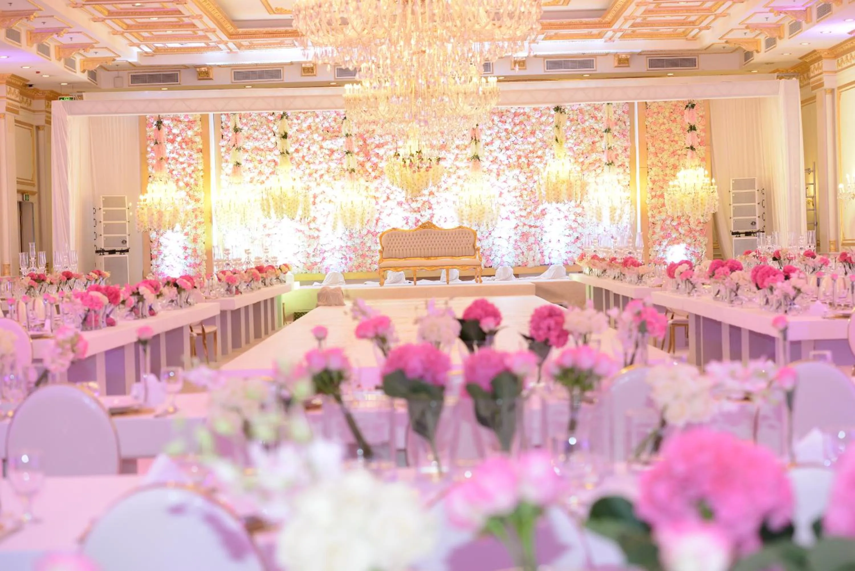 Restaurant/places to eat in Grand Regency Doha, Trademark Collection by Wyndham