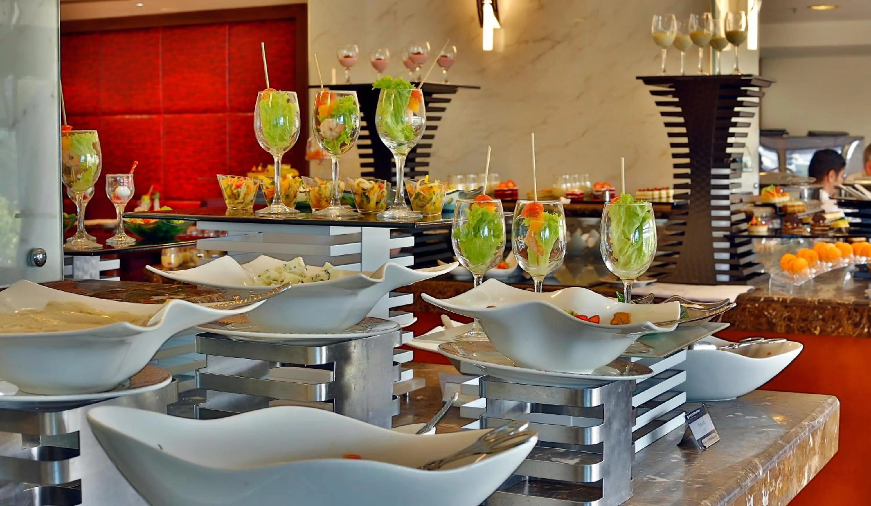 Restaurant/places to eat in Grand Regency Doha, Trademark Collection by Wyndham