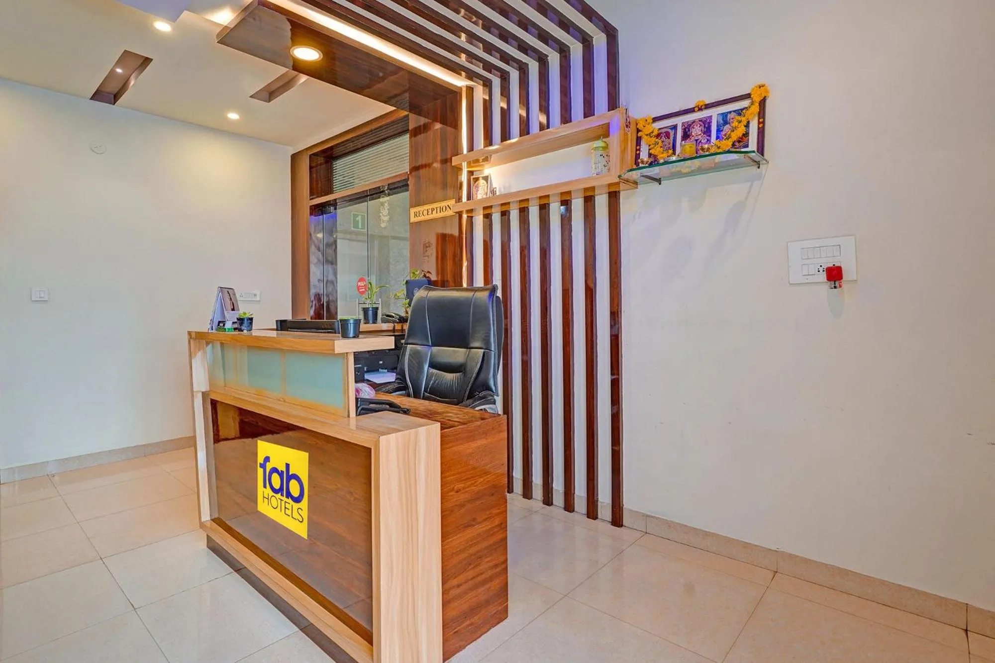 Lobby or reception in FabHotel Royal Blue Meridian Inn