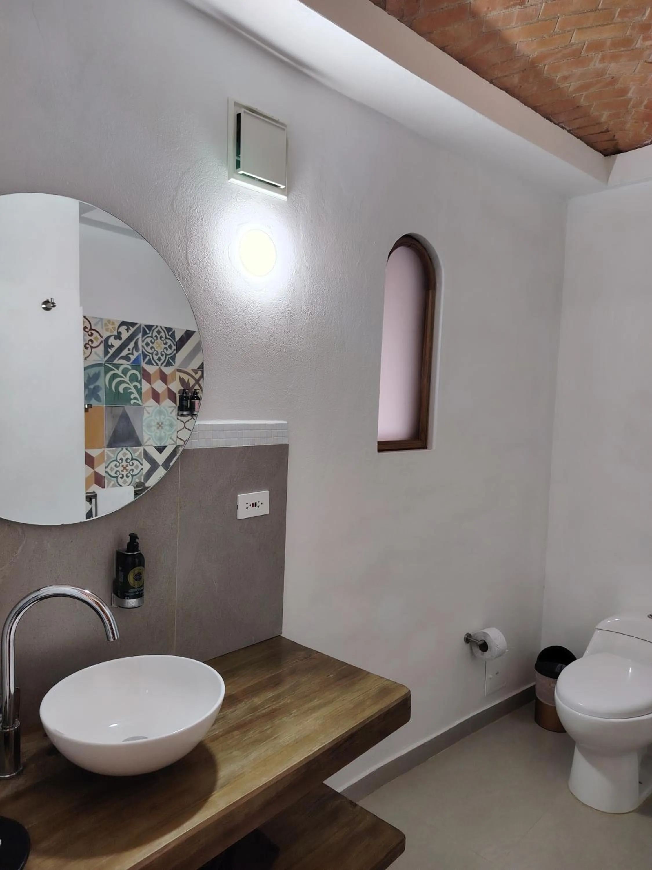 Bathroom in La Alhambra Hotel Boutique