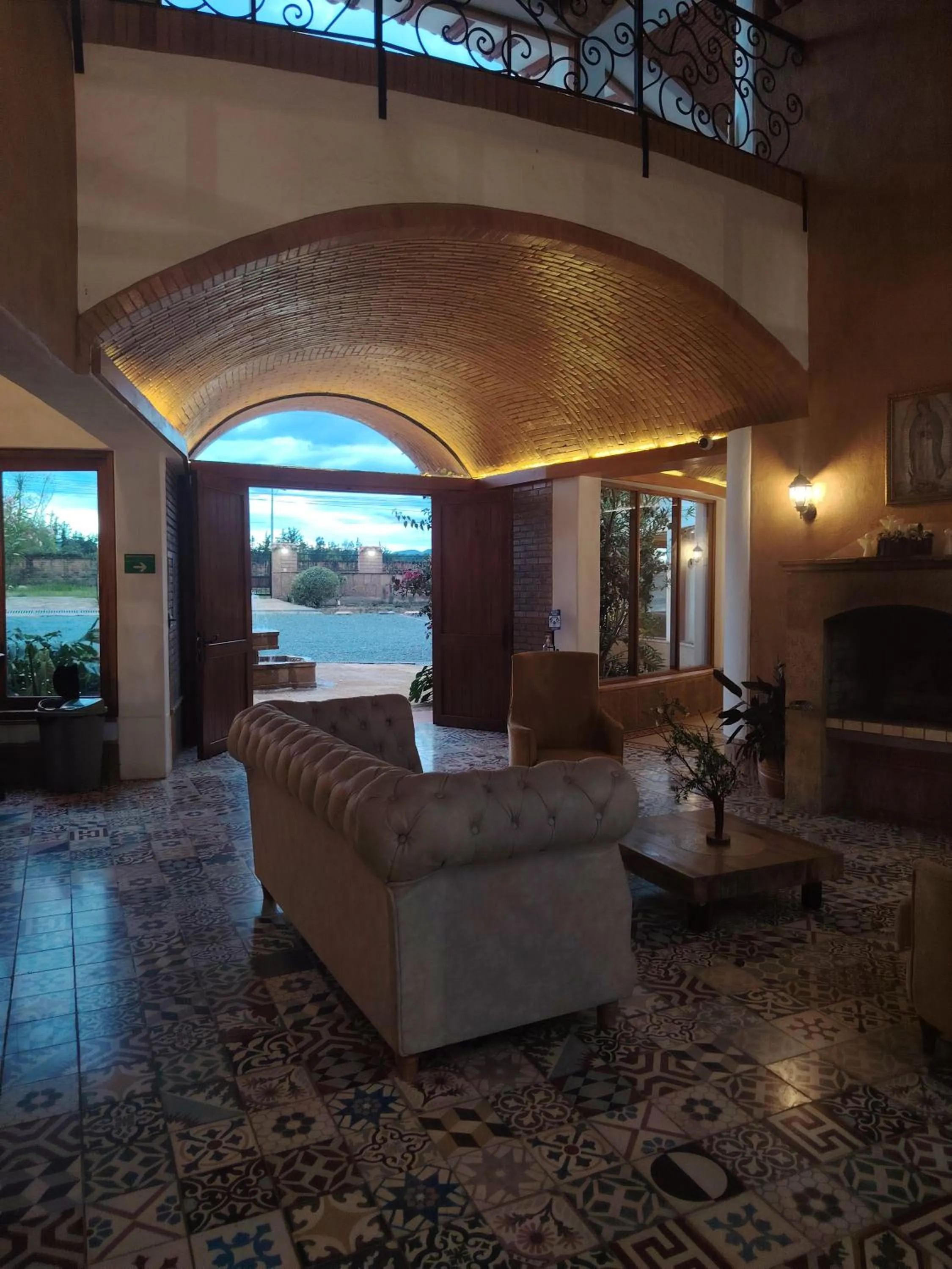 Patio in La Alhambra Hotel Boutique