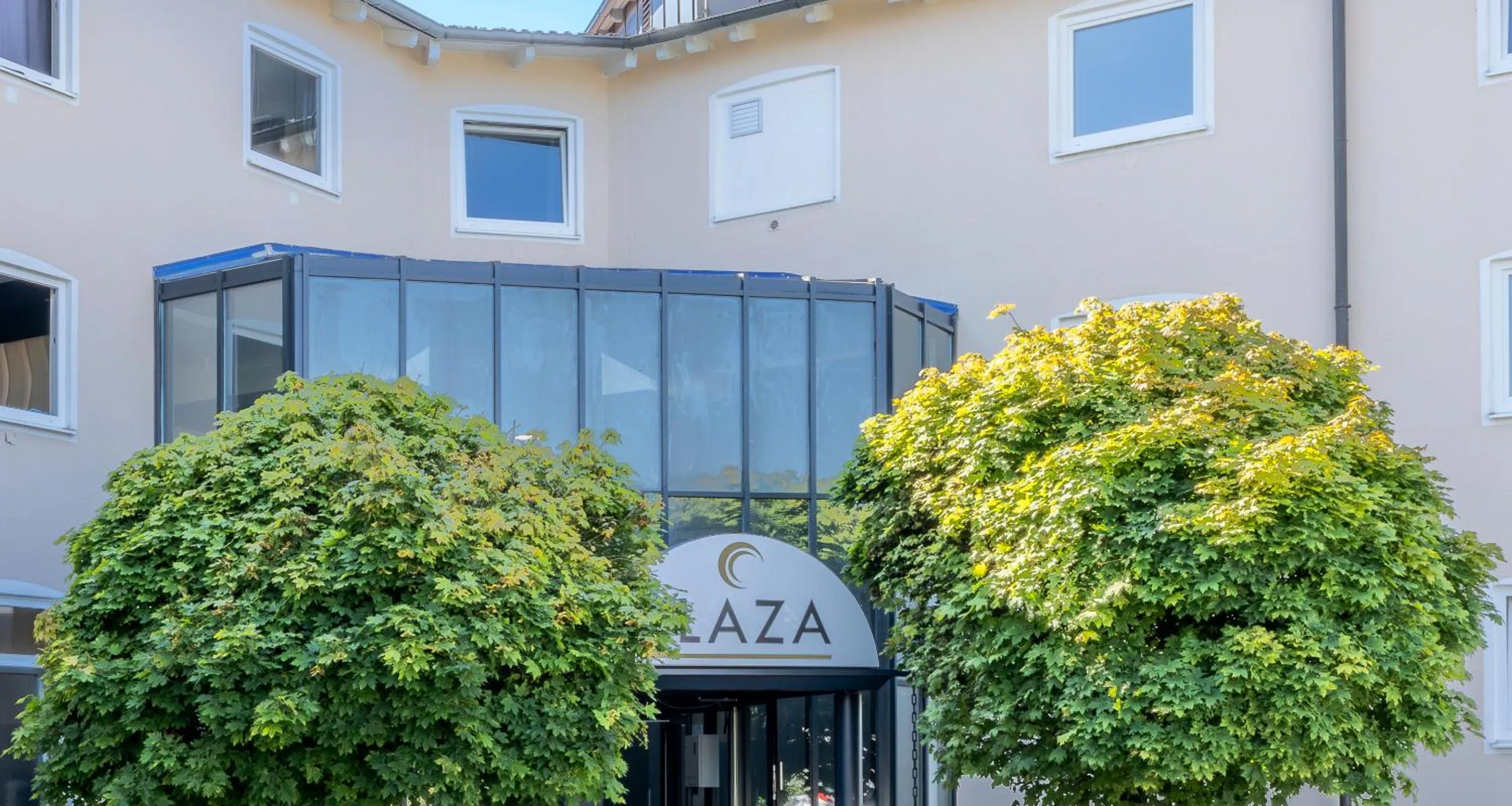 Garden view in PLAZA INN Mühldorf