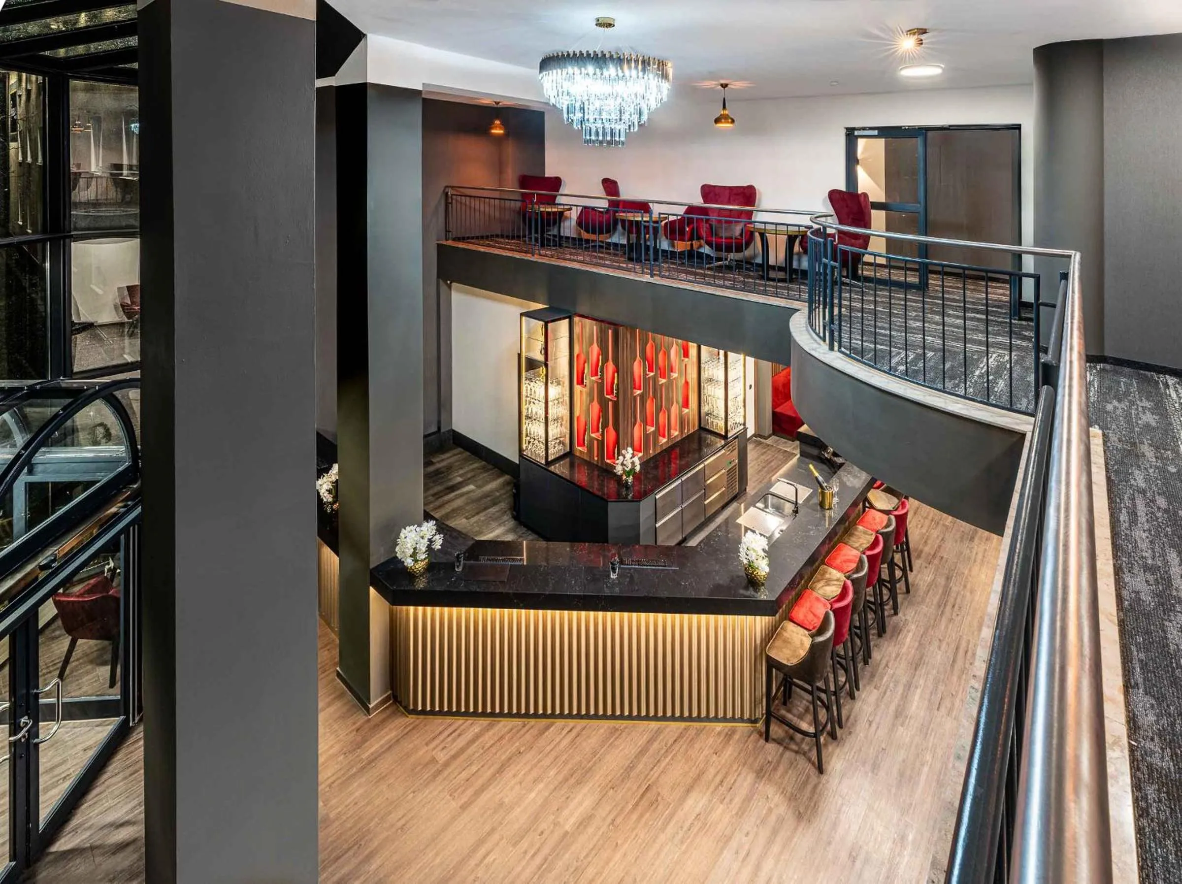 Lounge or bar in PLAZA INN Mühldorf