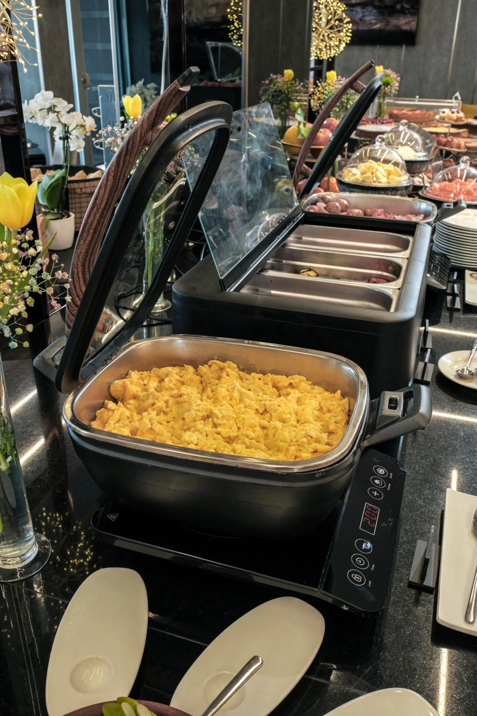 Breakfast in Hotel & Resort Tre Fontane Luxury