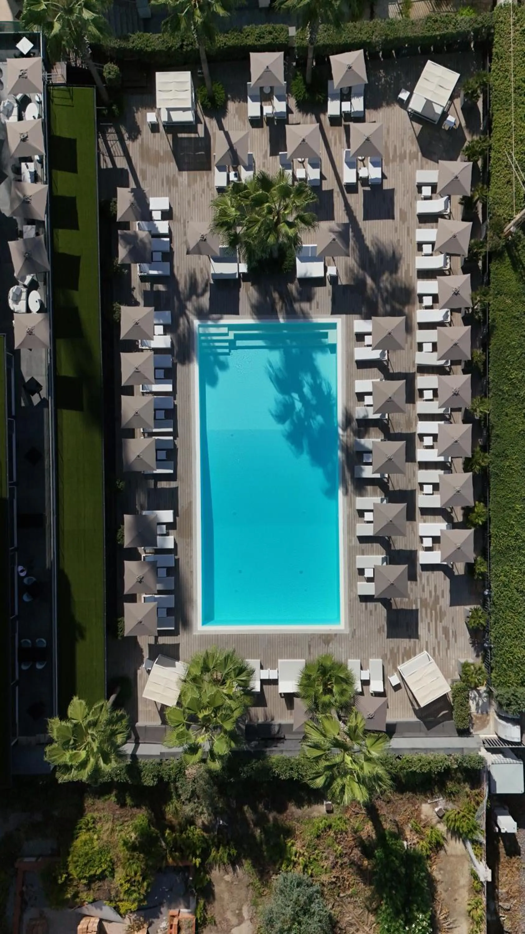 Swimming pool in Hotel & Resort Tre Fontane Luxury