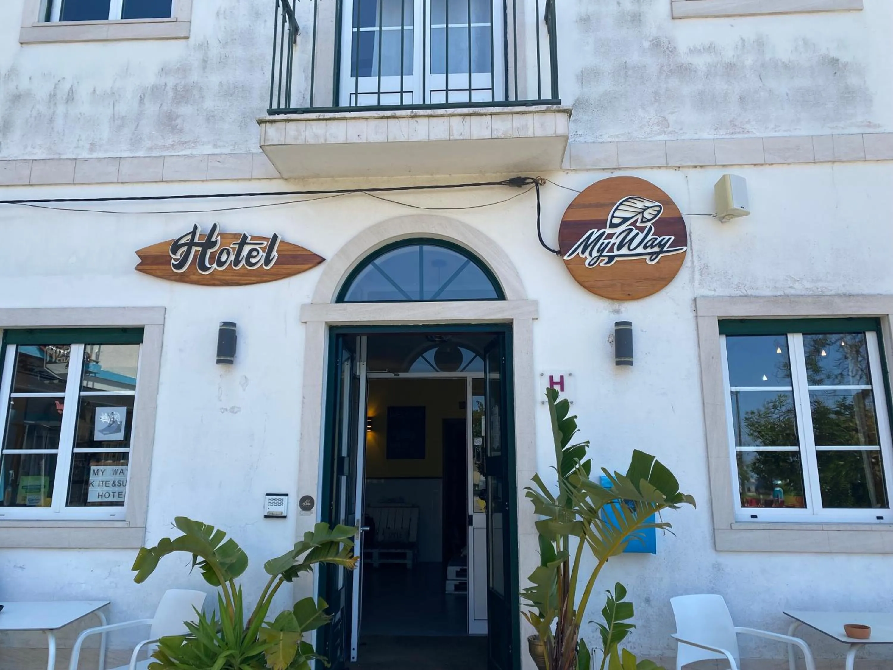 Property building in Hotel Jardim Oudinot "MyWay Kite&Surf"
