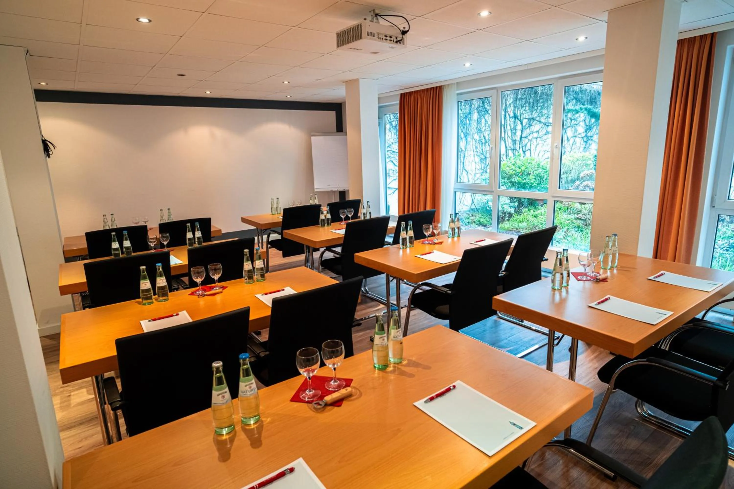 Meeting/conference room in Hotel Am Schlosspark , Wiesbaden