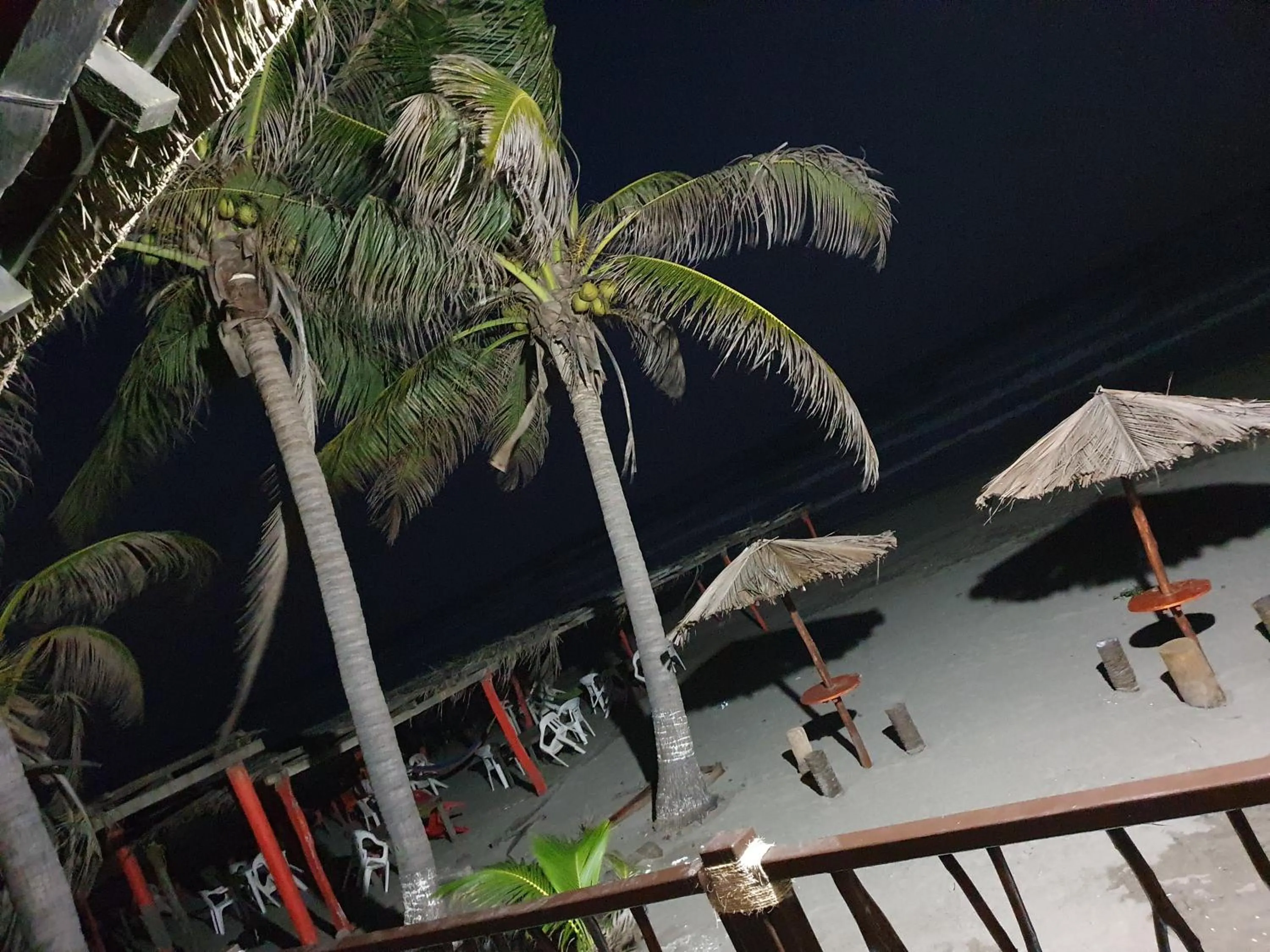 Bungalows La Perla Playa Azul