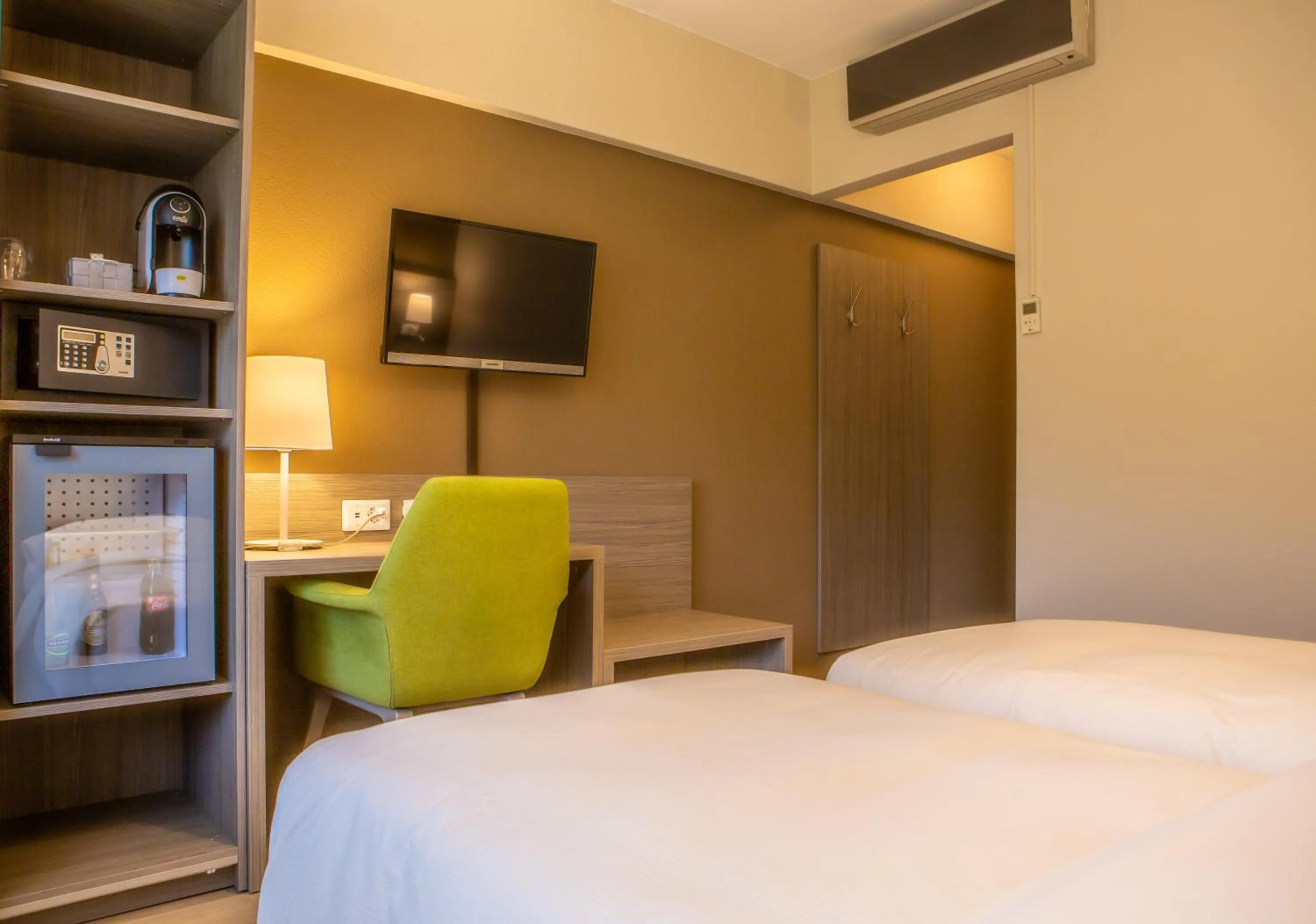 Bedroom, Bed in Hotel Unione