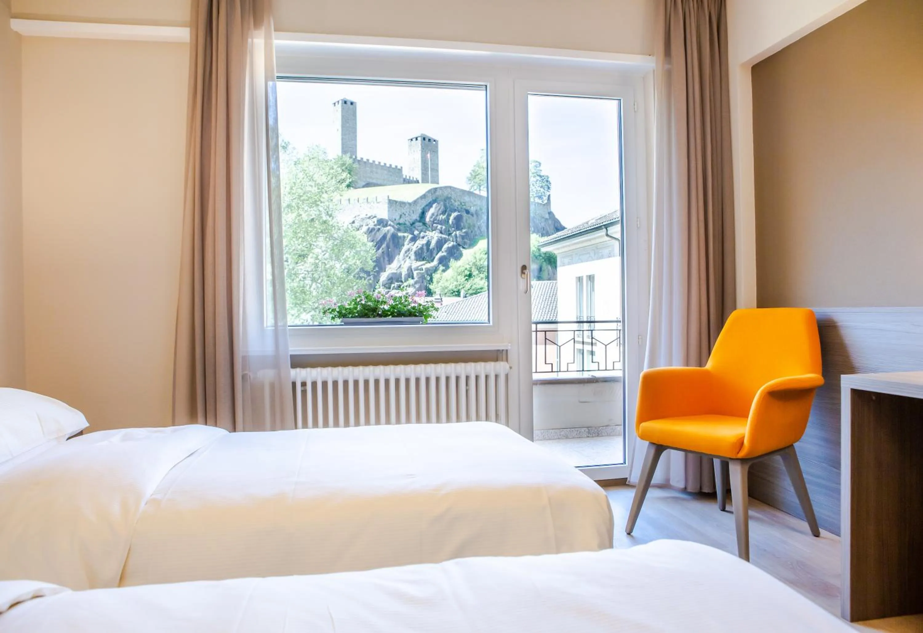 Balcony/Terrace, Bed in Hotel Unione