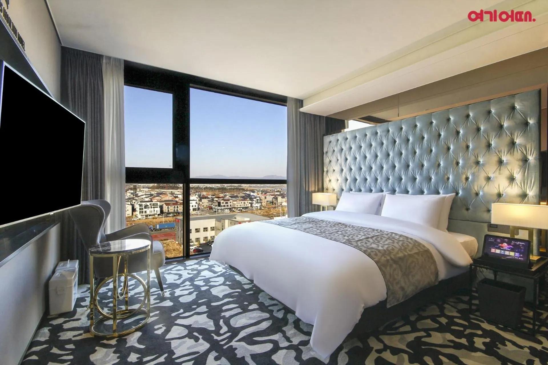 Bed in Best Louis Hamilton Hotel West Busan