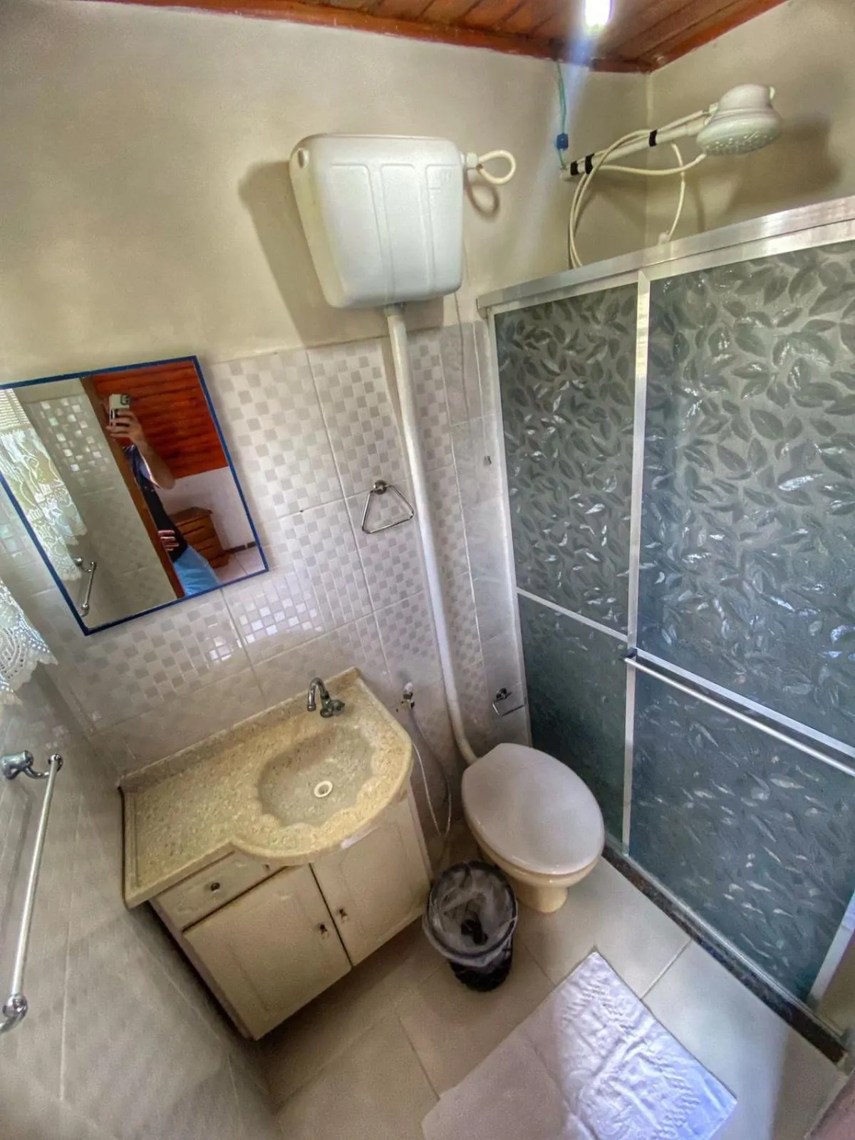 Bathroom in Pousada Colibri Serrano