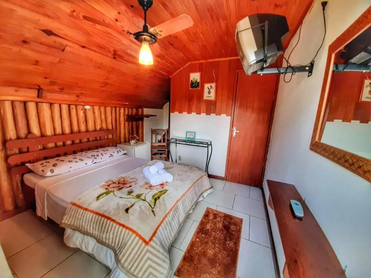 Bed in Pousada Colibri Serrano