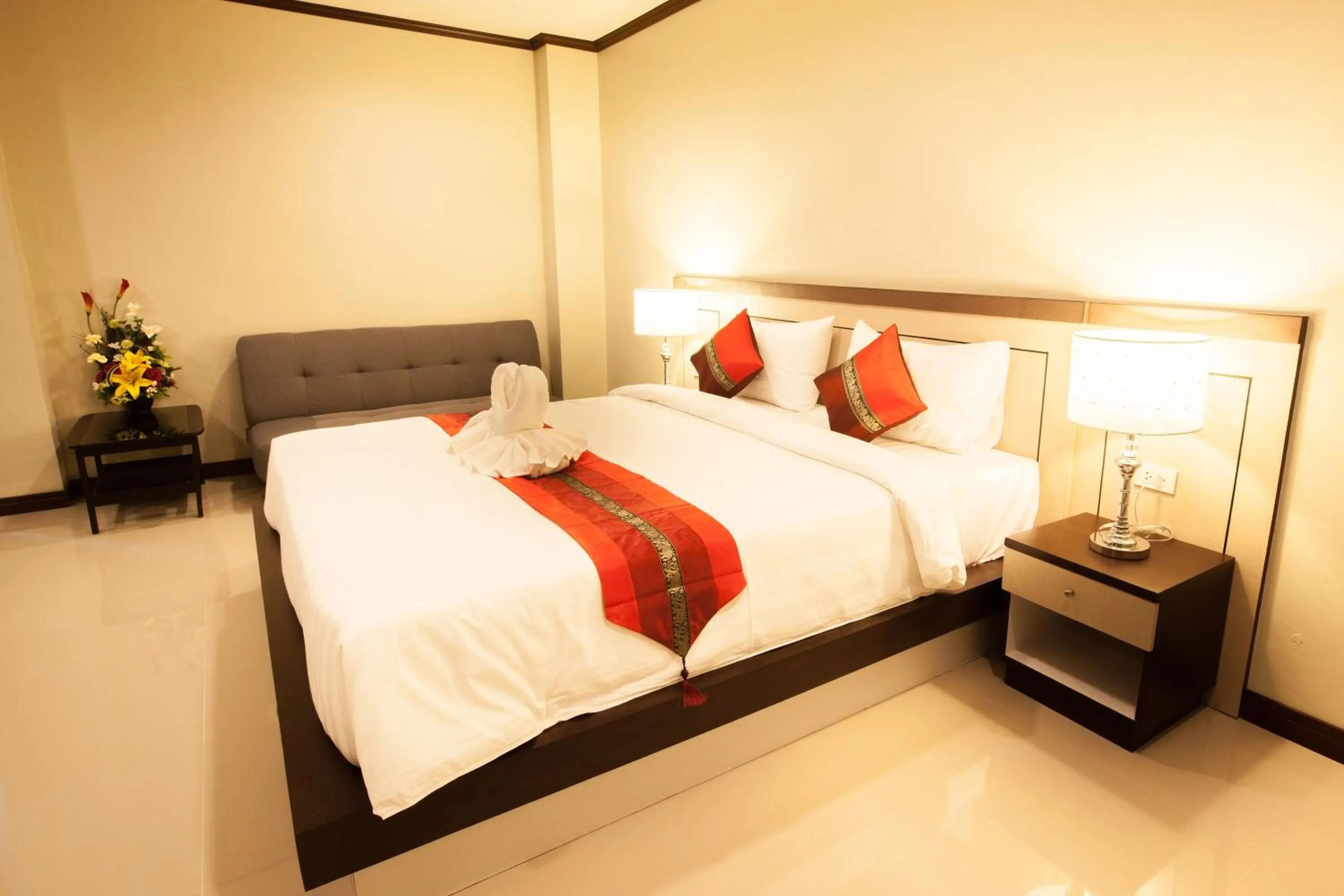 Property building, Bed in Pranee Home Phang-nga