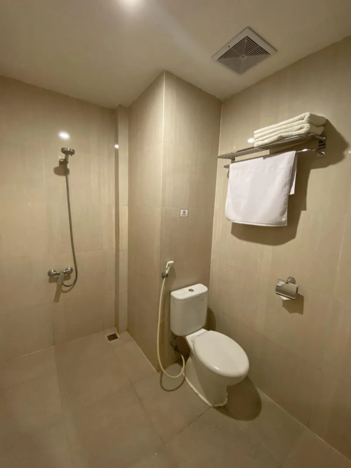 Front One Budget Malang by Azana