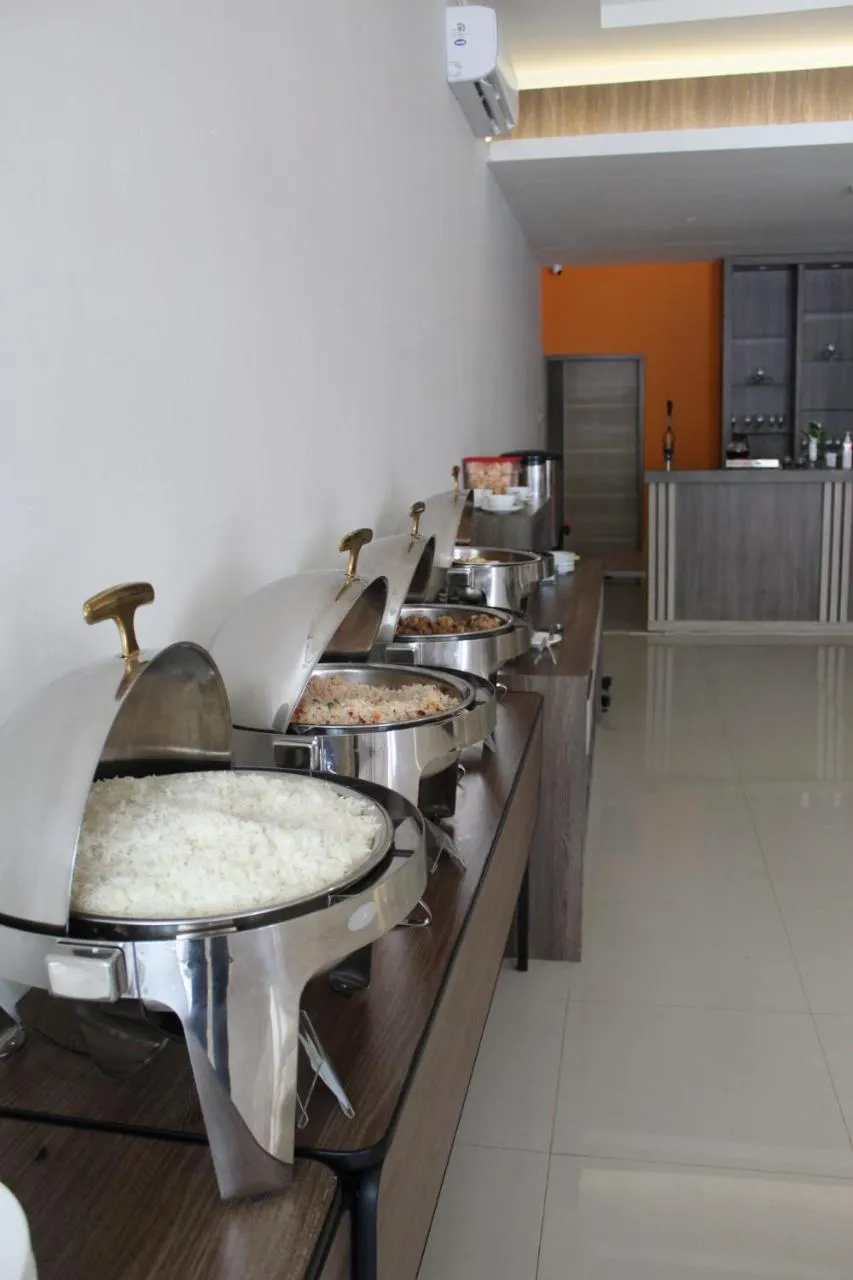 Buffet breakfast in Front One Budget Waena Abepura