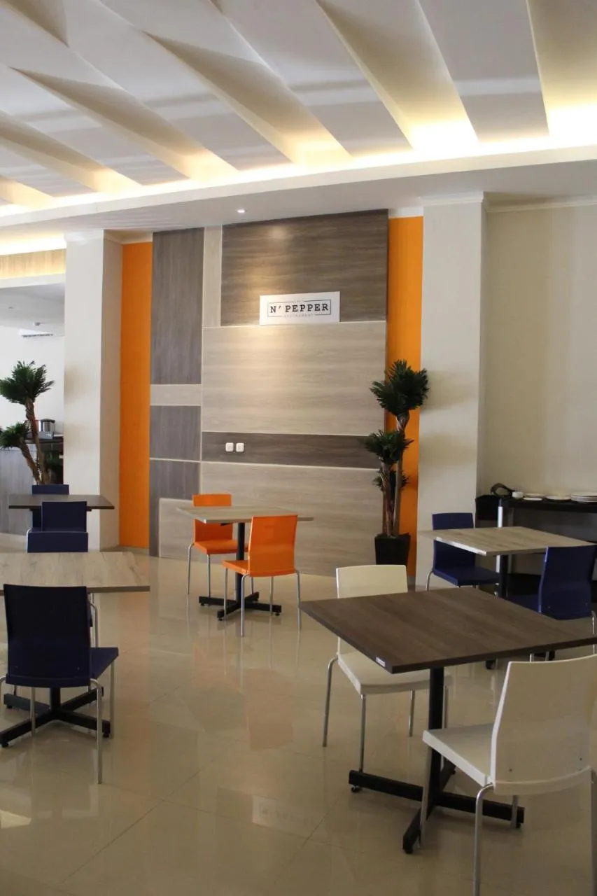 Restaurant/places to eat in Front One Budget Waena Abepura