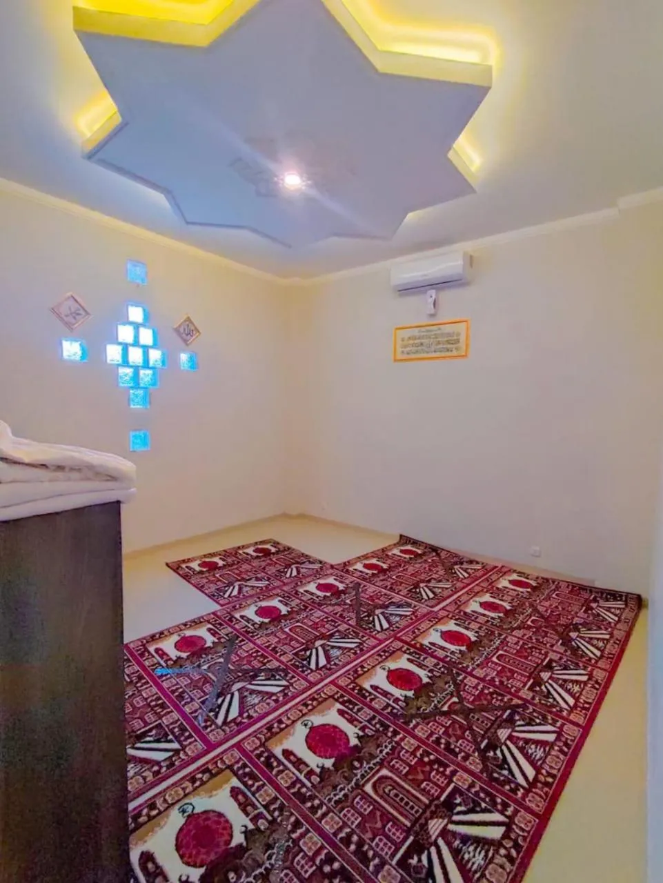 Area and facilities, Bed in Front One Budget Waena Abepura