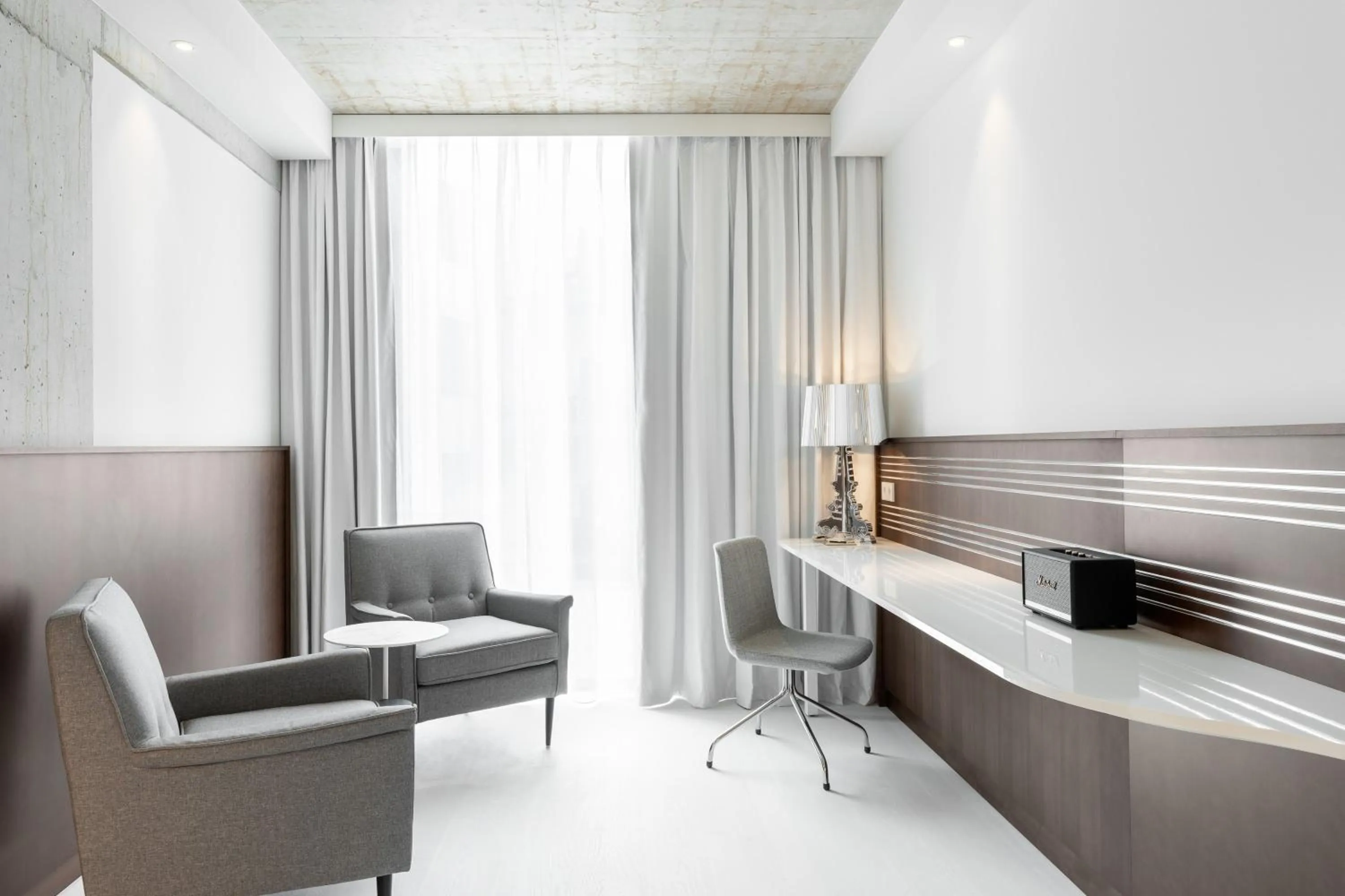 Photo of the whole room in Ruby Ella Hotel Cologne