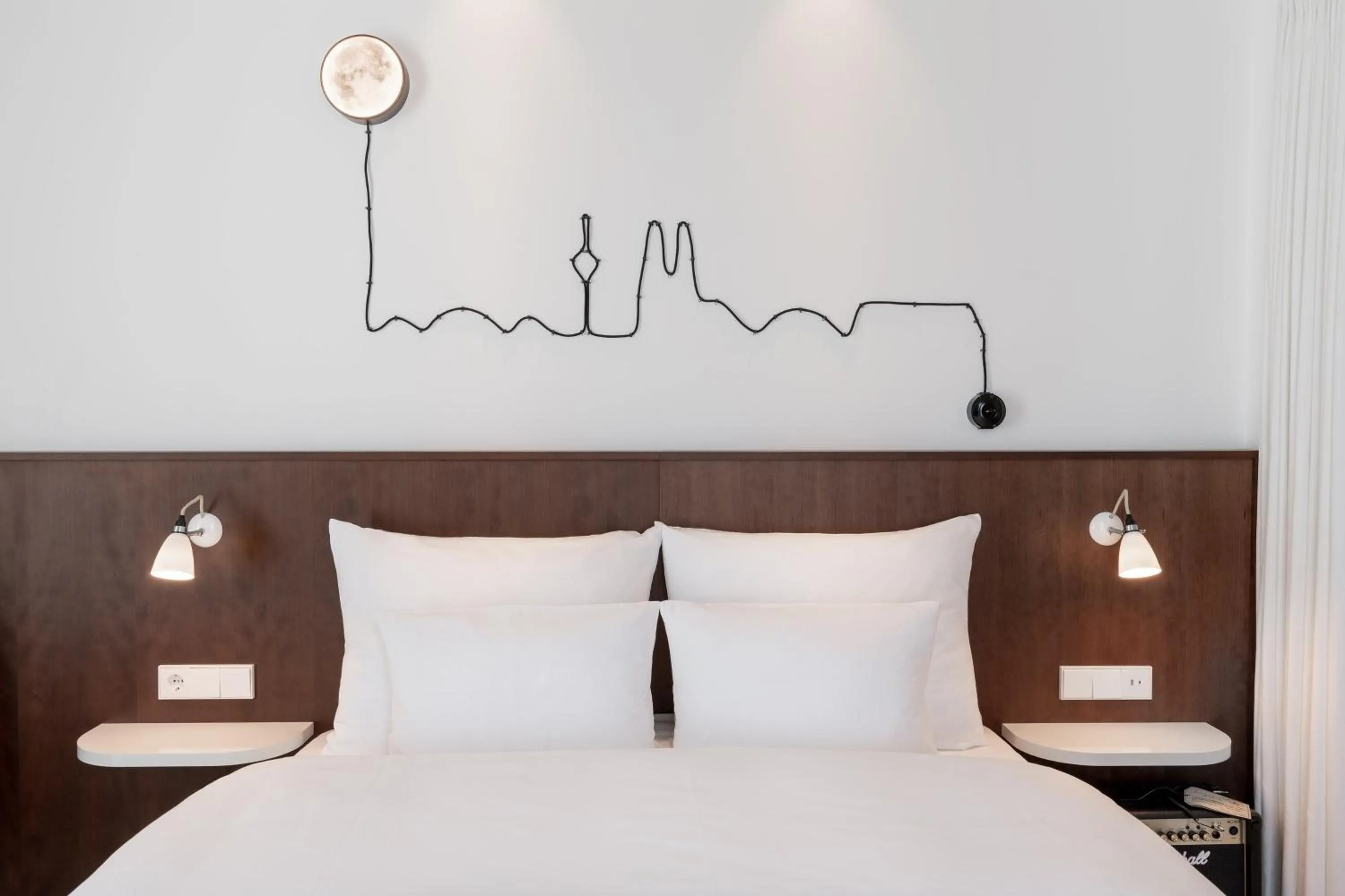 Photo of the whole room, Bed in Ruby Ella Hotel Cologne