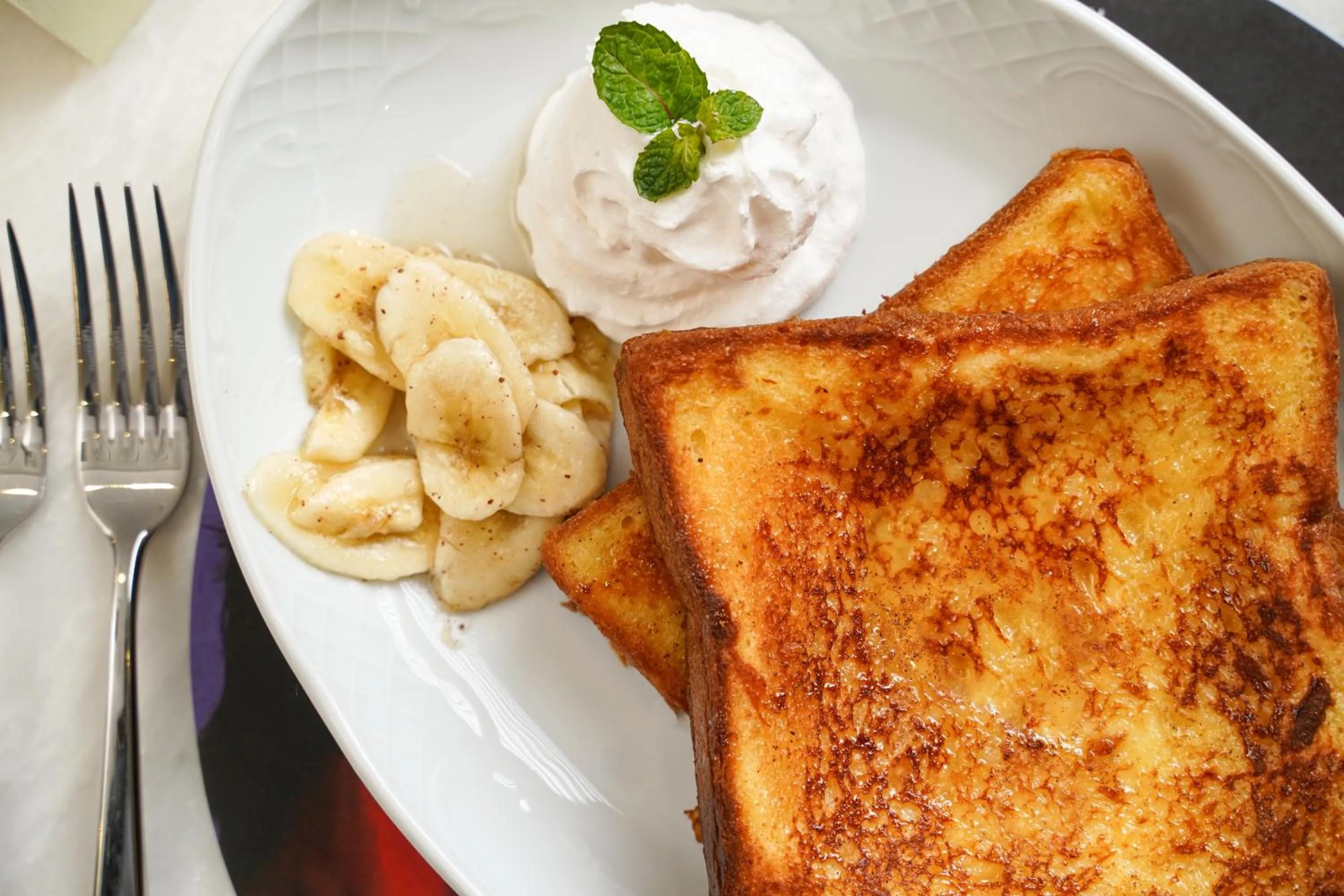 Food and drinks in Ambiance Boutique Art Hotel Lahore