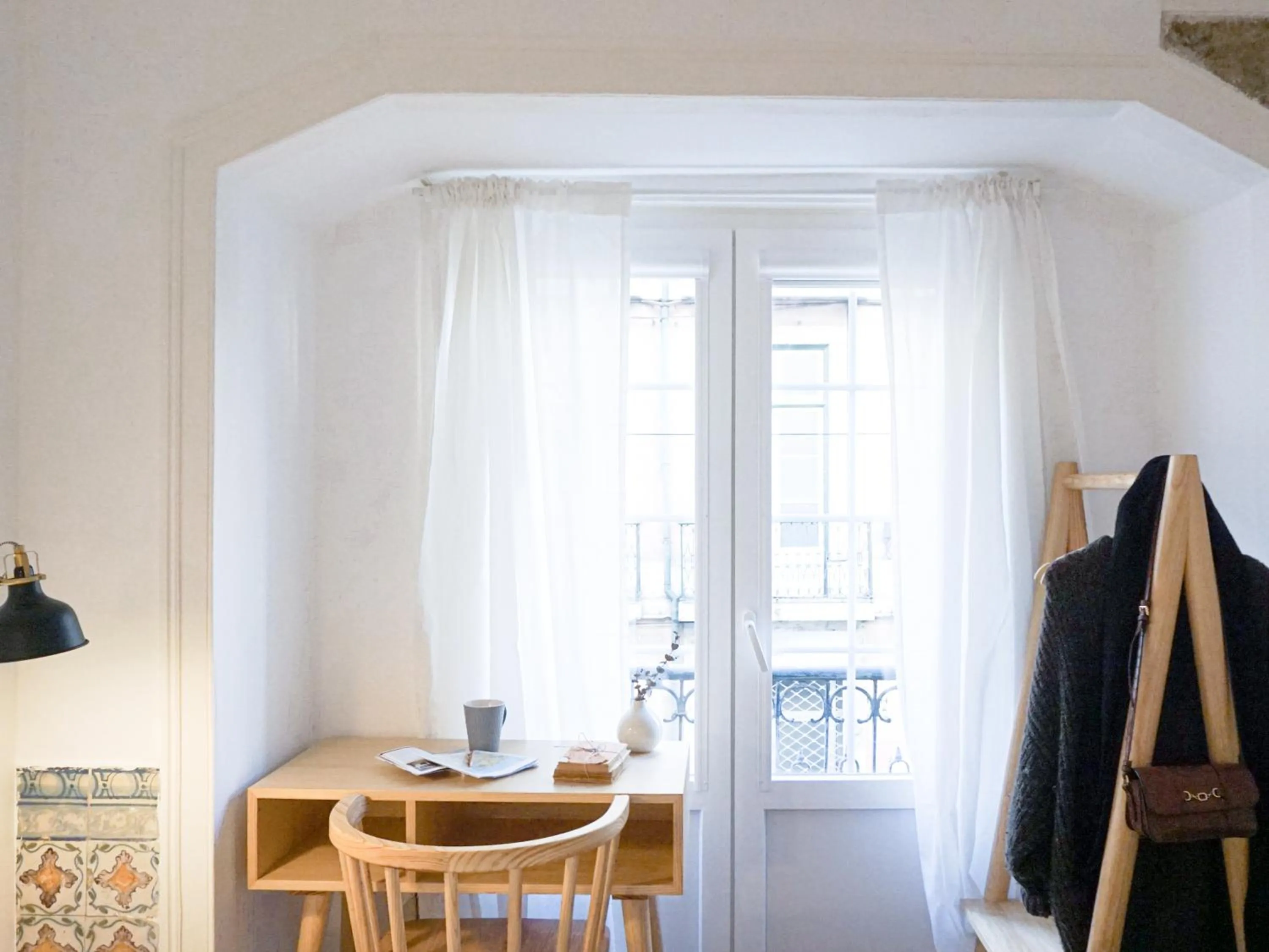 Photo of the whole room in 262 Baixa Guesthouse