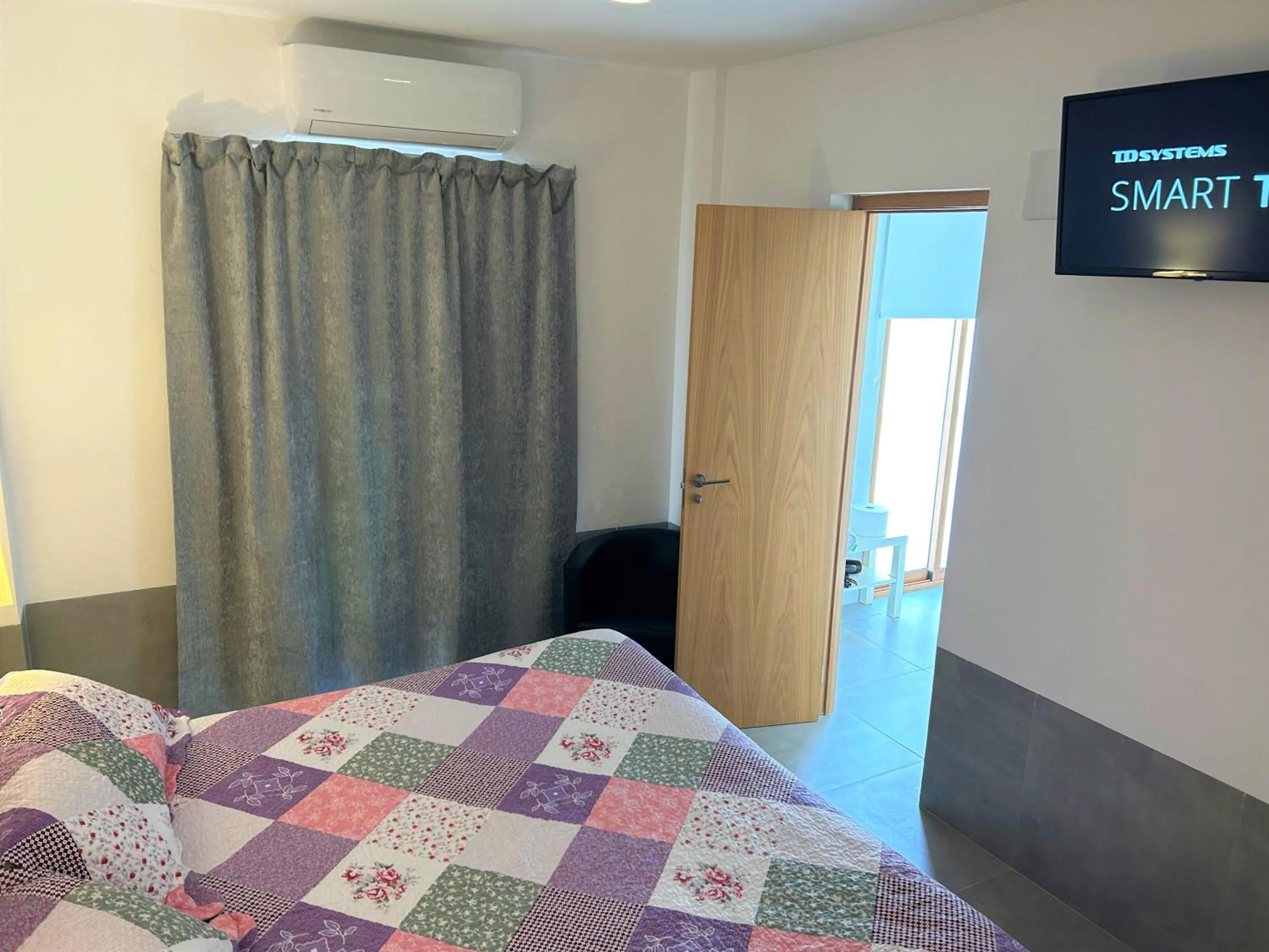 Bed in Hostal Fornet Altea