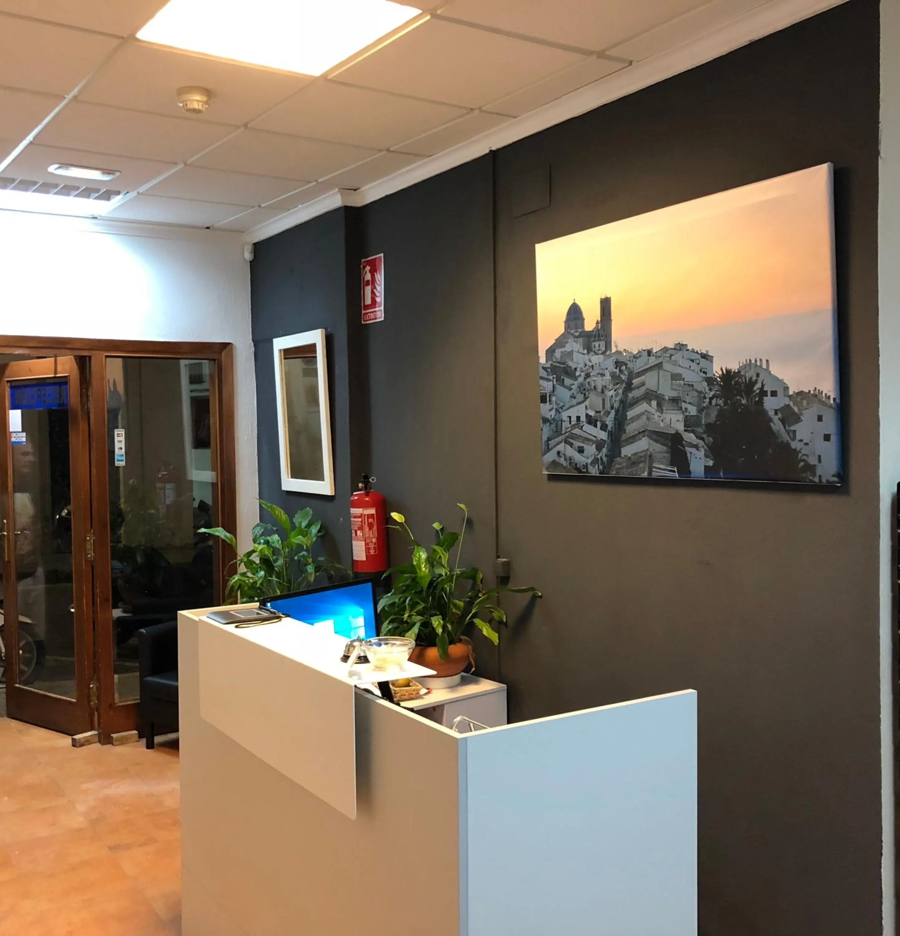 Lobby or reception in Hostal Fornet Altea
