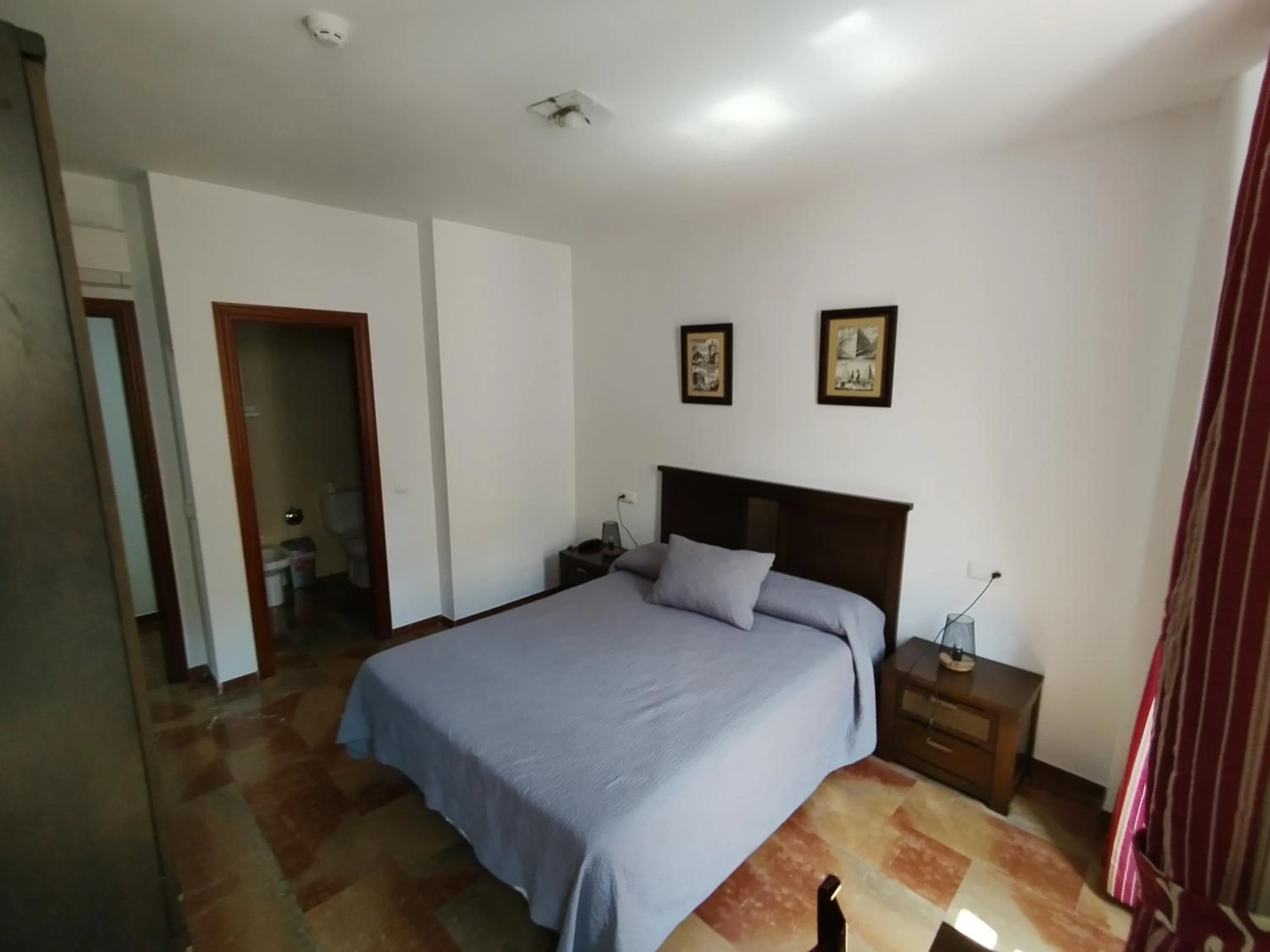 Bedroom, Bed in Hostal San Cayetano