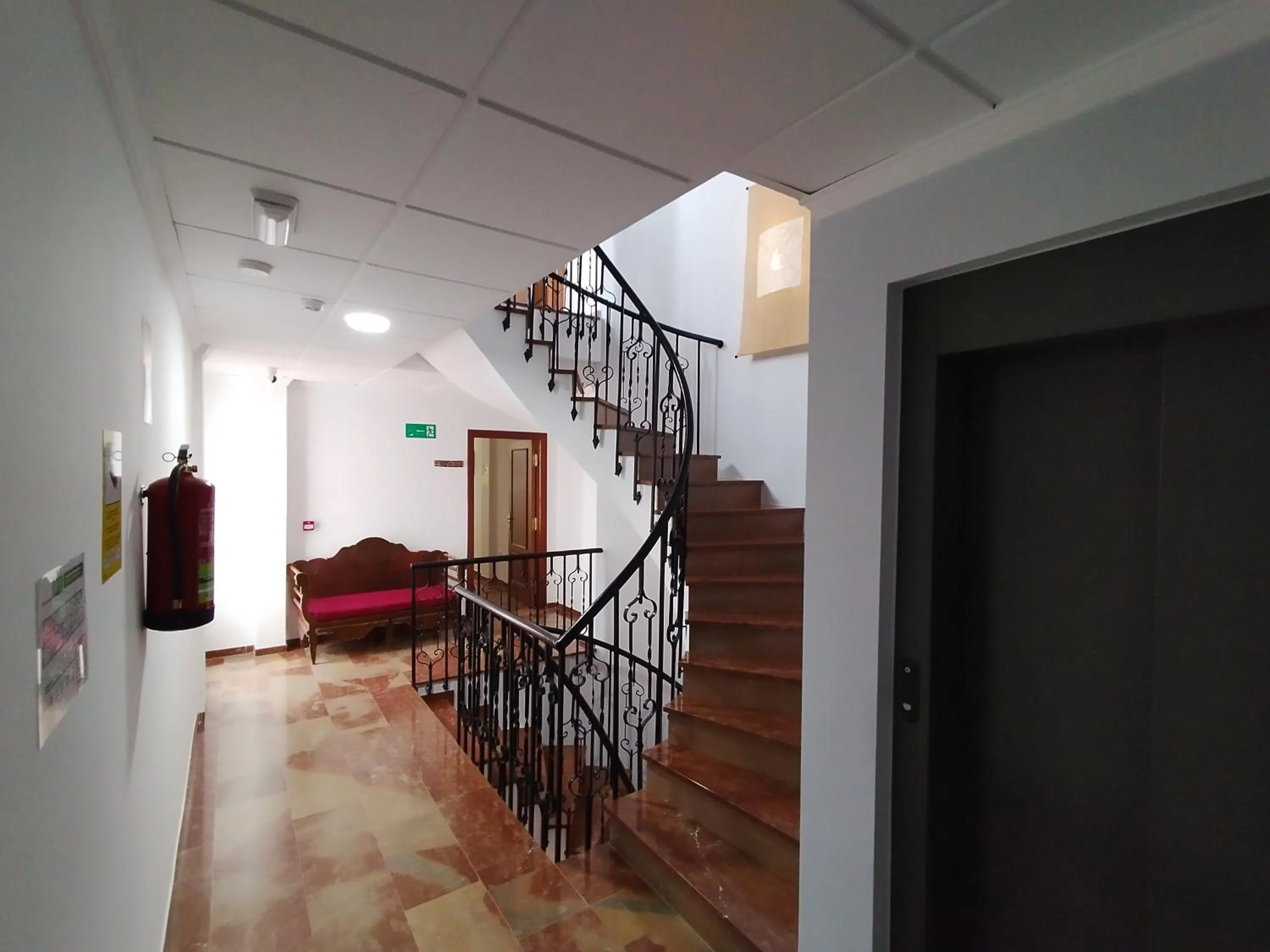 Property building in Hostal San Cayetano