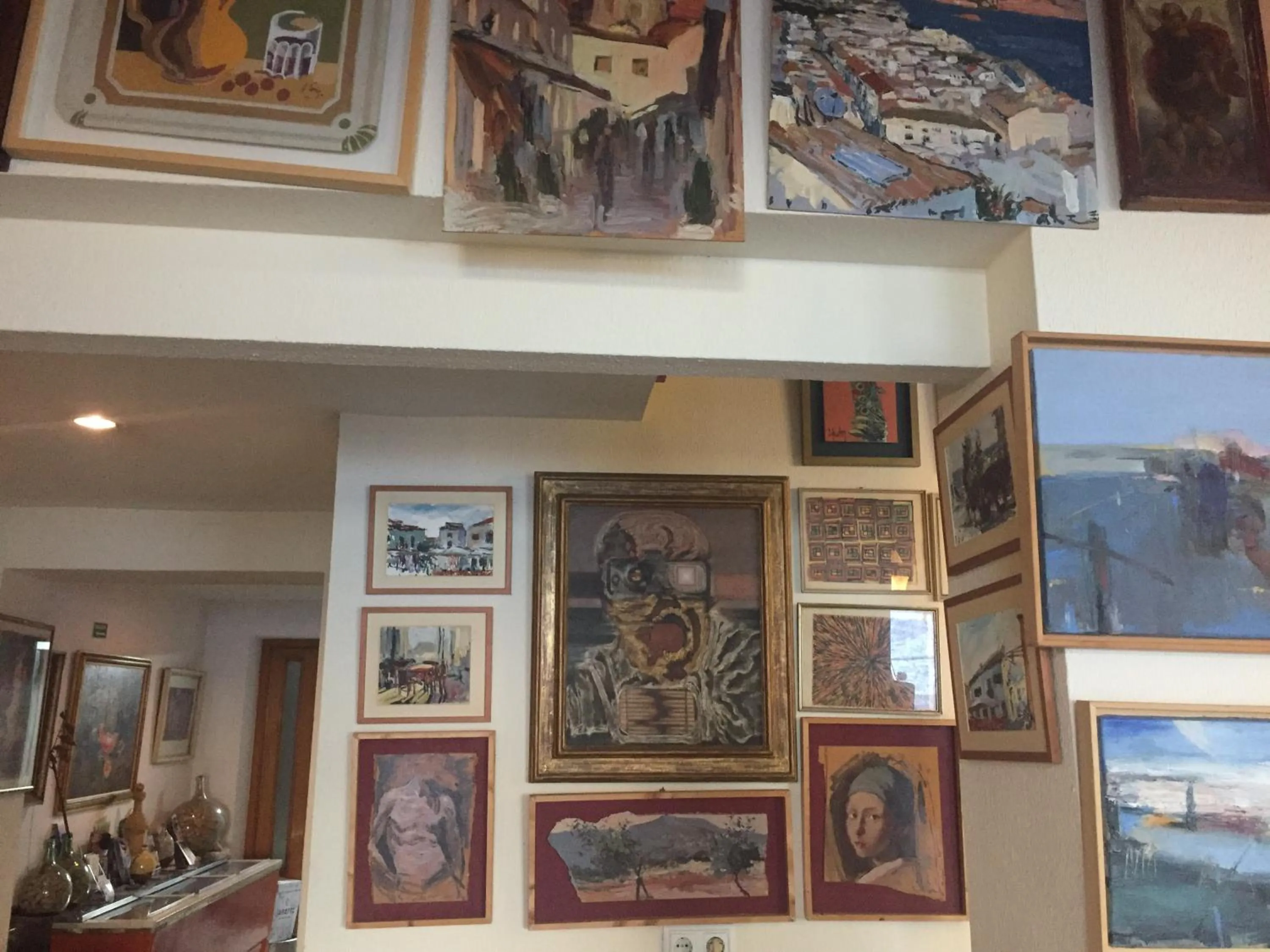 Restaurant/places to eat in Hotel San Miguel