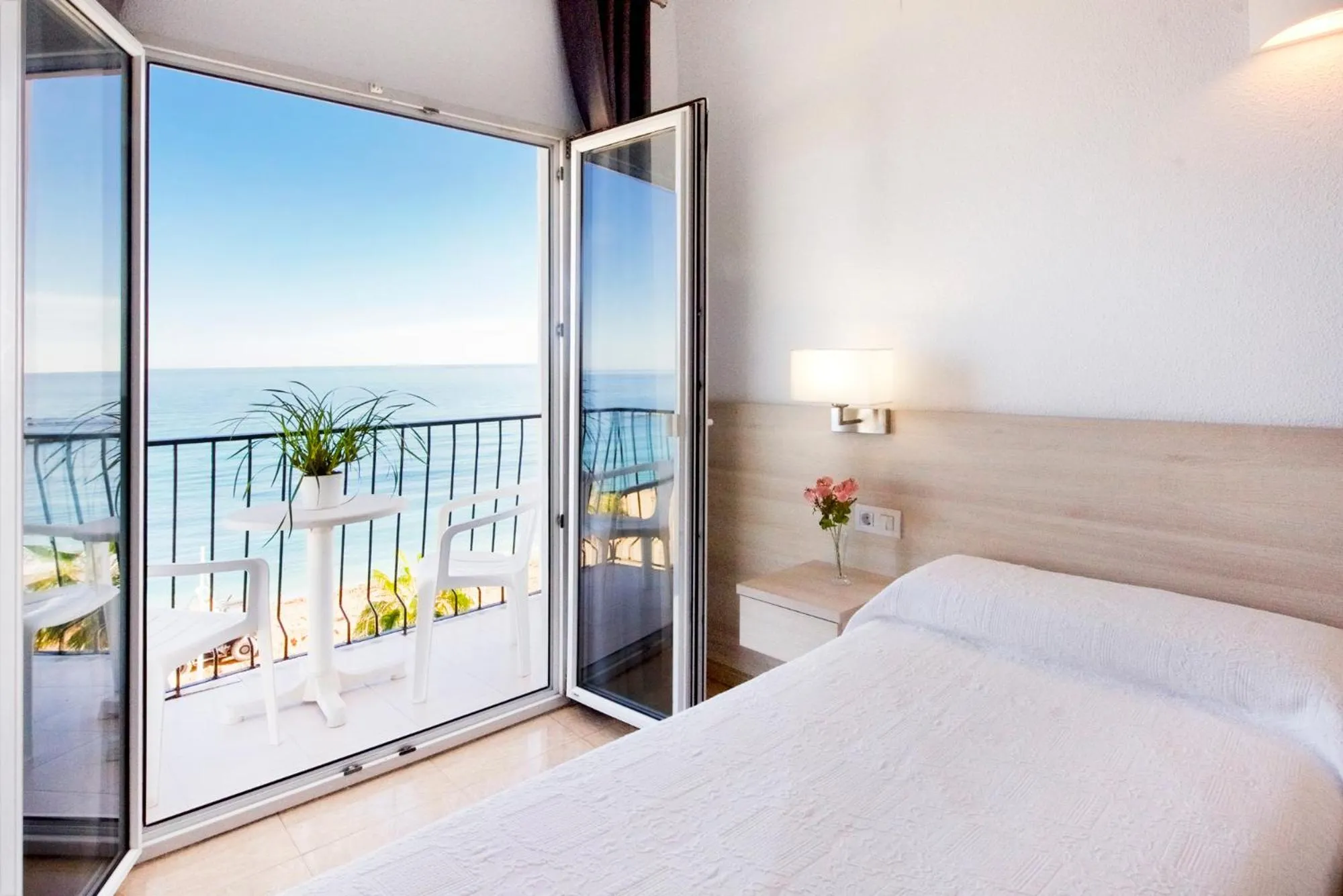 Bed in Hotel San Miguel