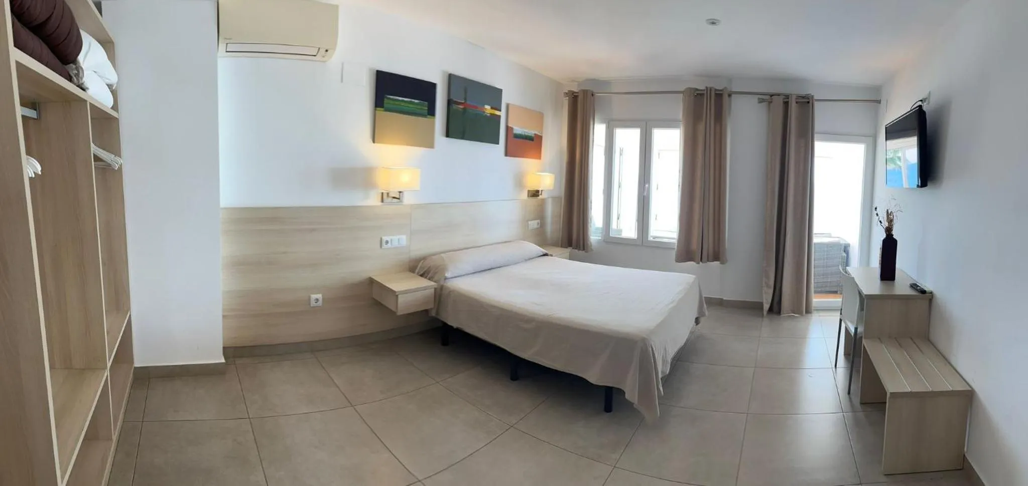 Bed in Hotel San Miguel