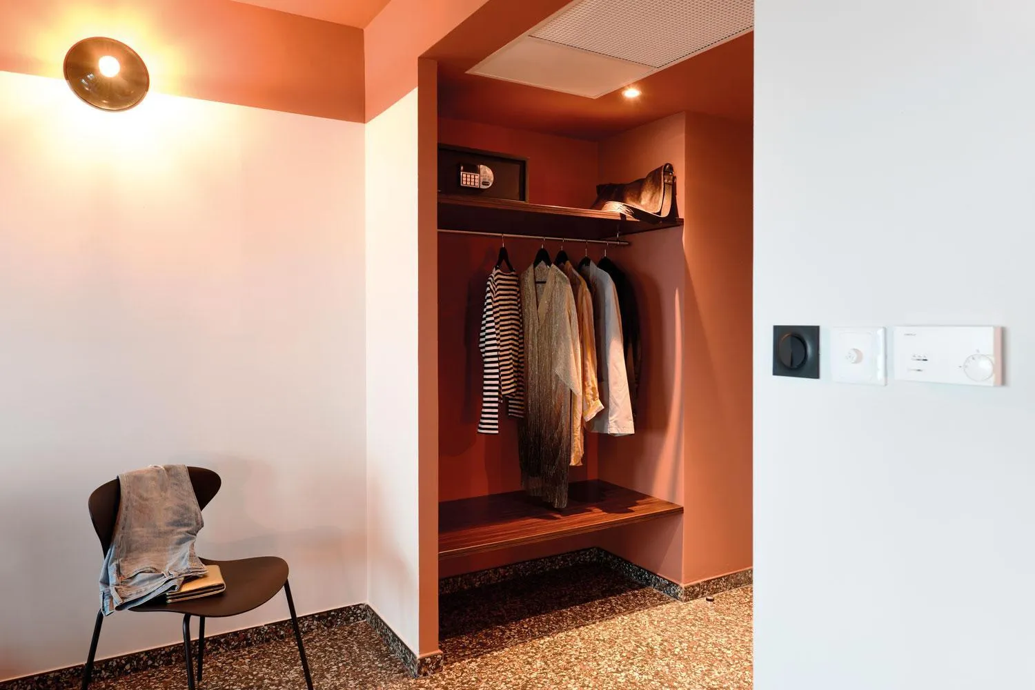 safe in DINA MORGABINE SAINT DENIS