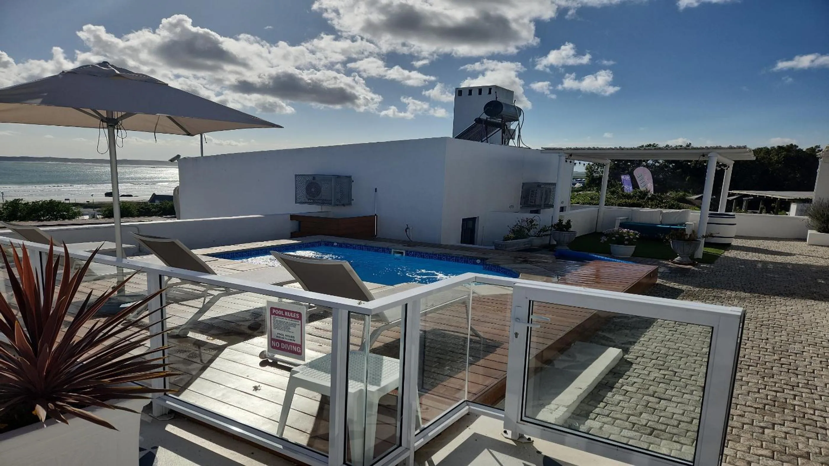 Pool view in Paternoster Lodge